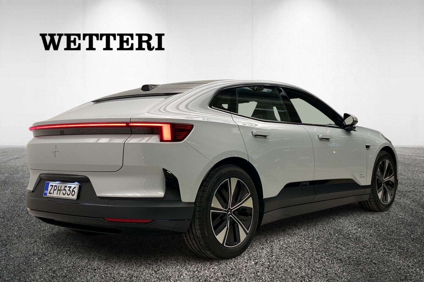 POLESTAR 4 2025
