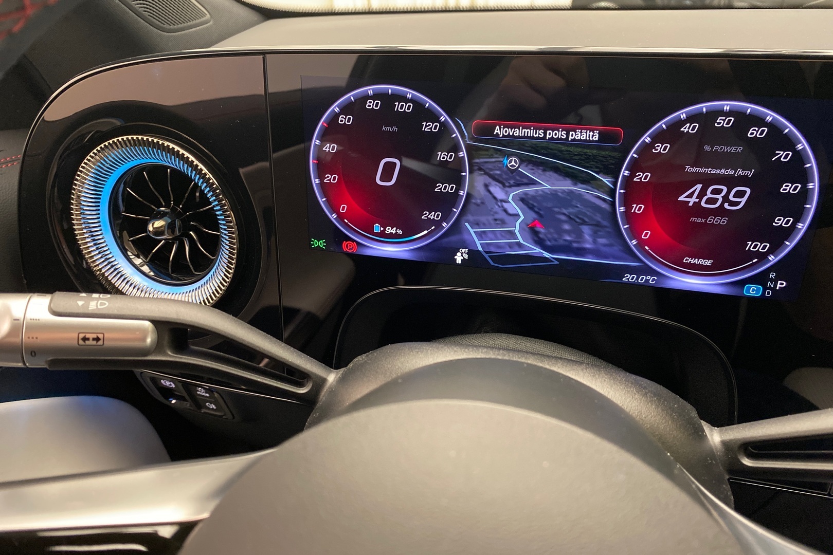 MERCEDES-BENZ CLA 2025