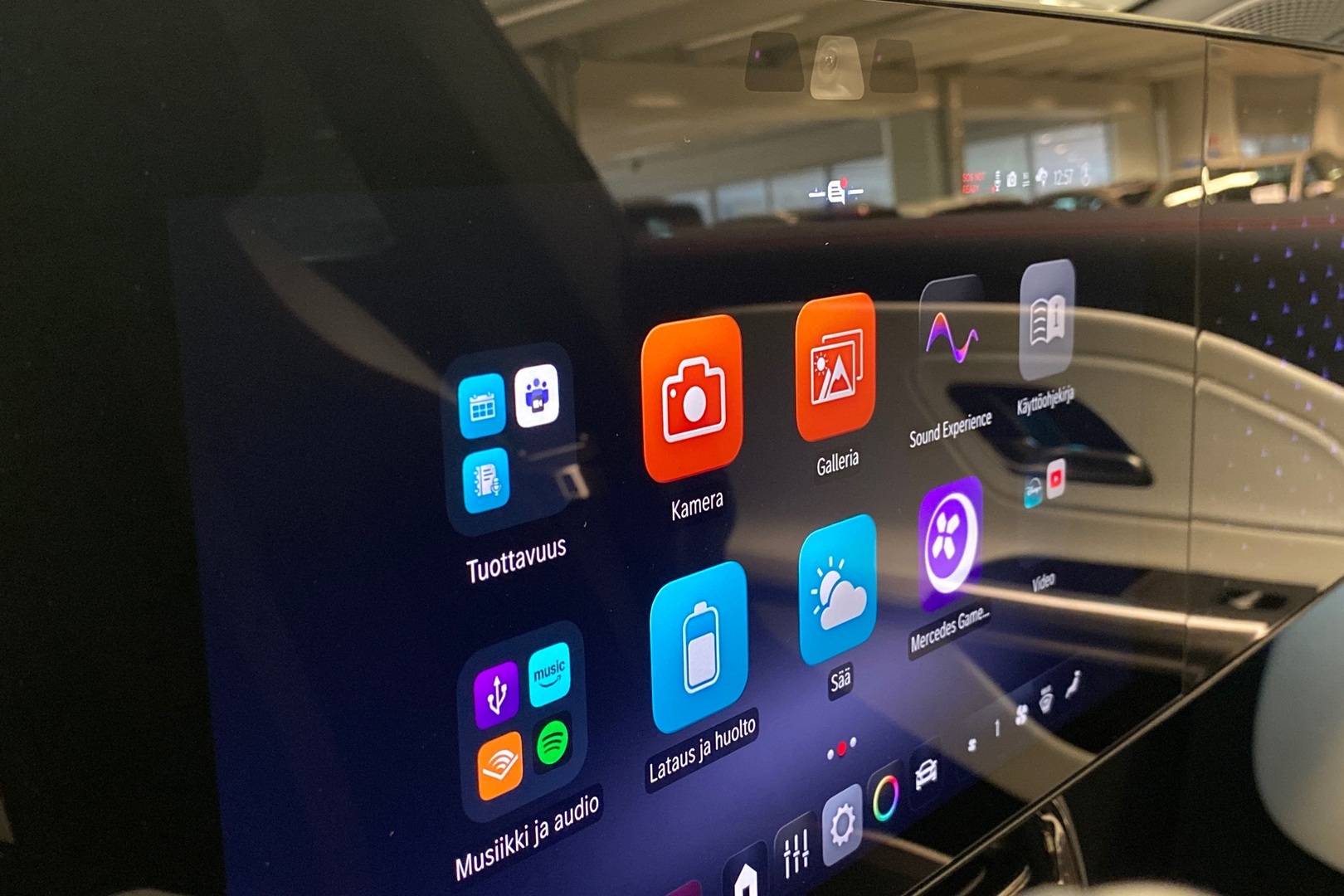 MERCEDES-BENZ CLA 2025