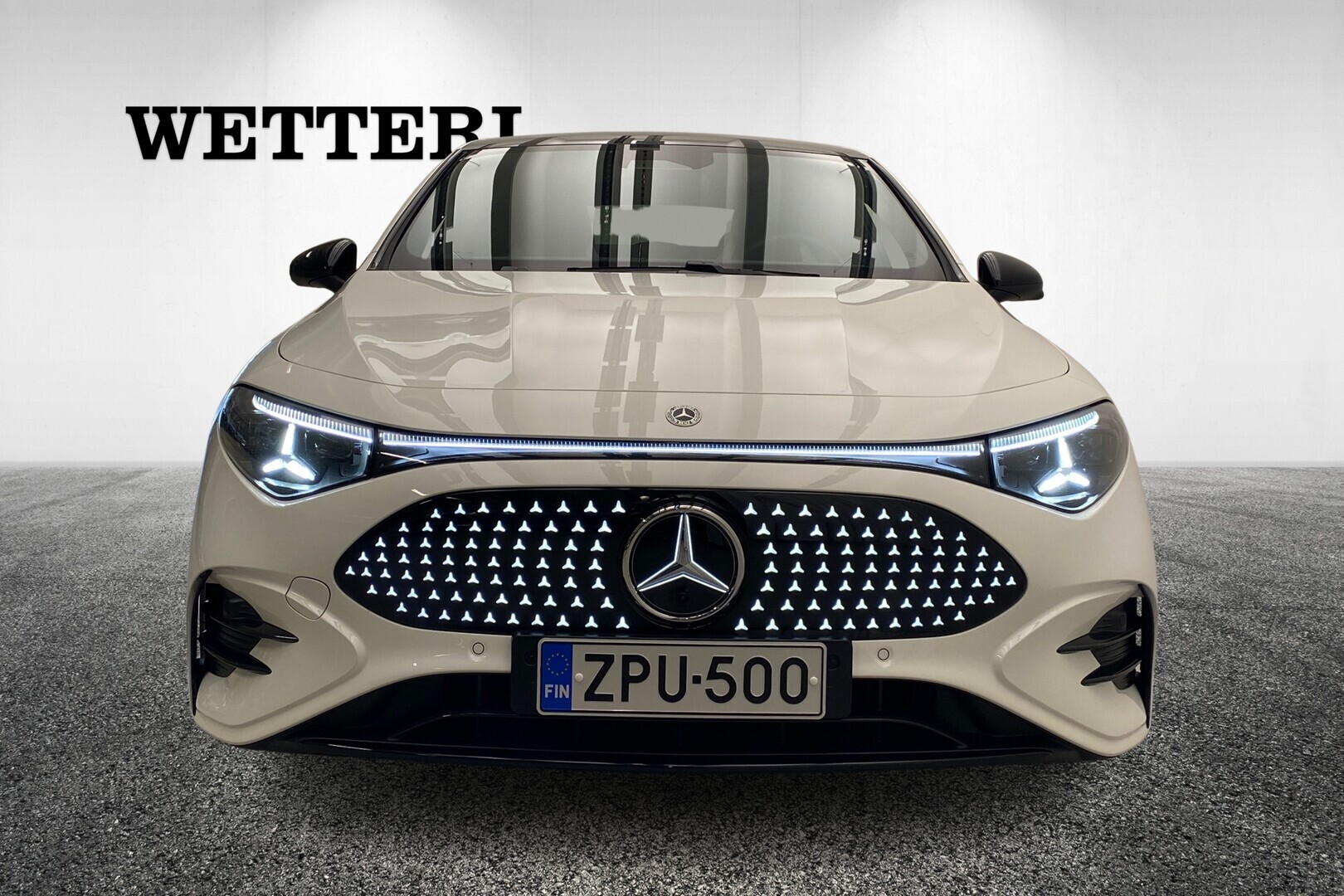 MERCEDES-BENZ CLA 2025