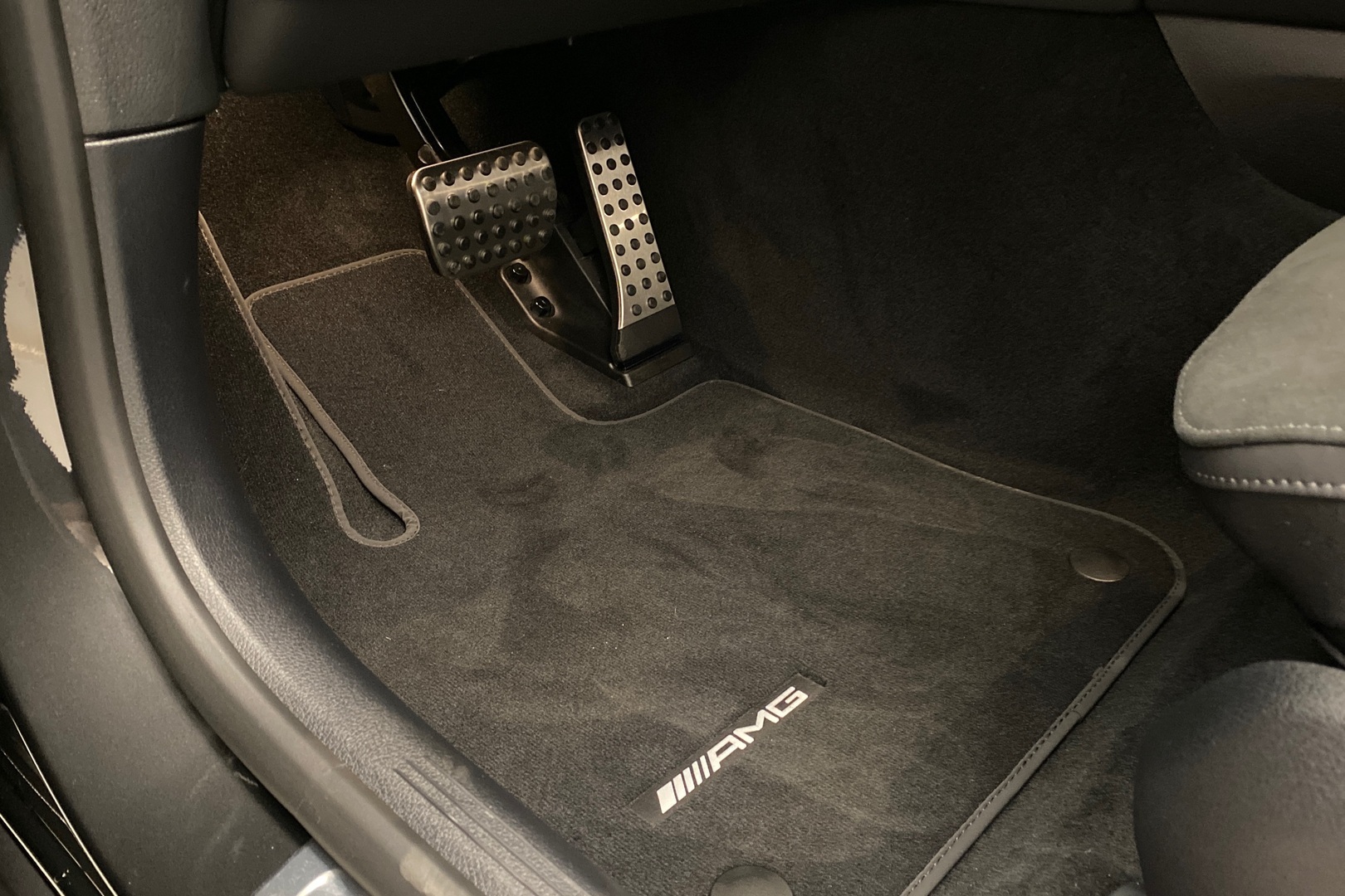 MERCEDES-BENZ GLC 2024