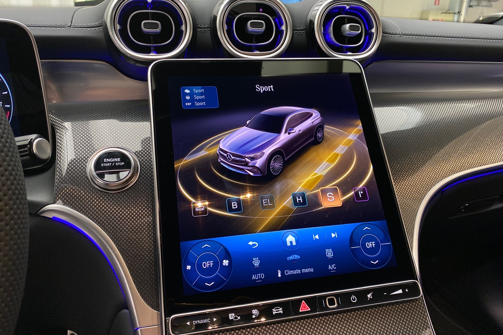 MERCEDES-BENZ GLC 2024