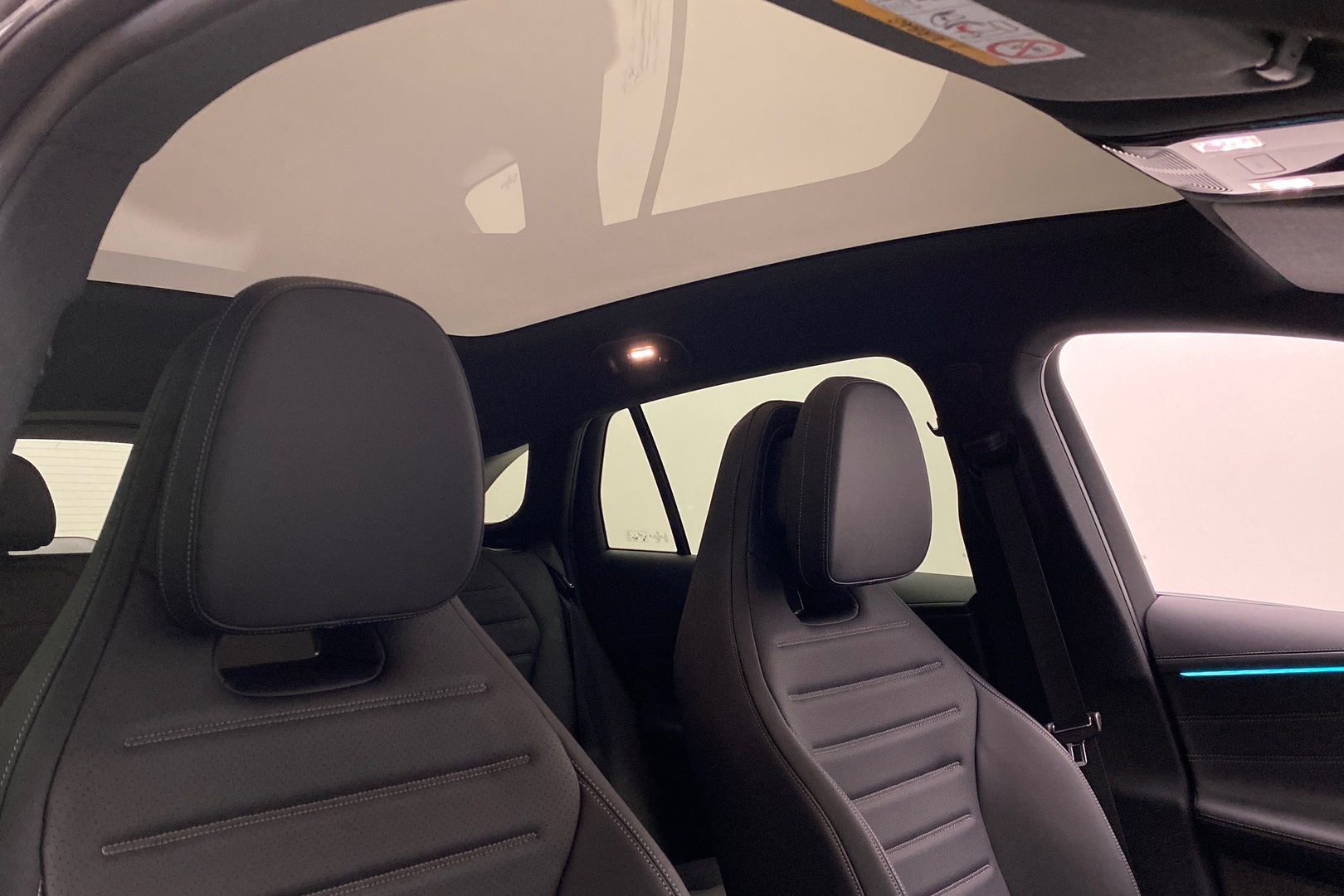 MERCEDES-BENZ GLC 2026