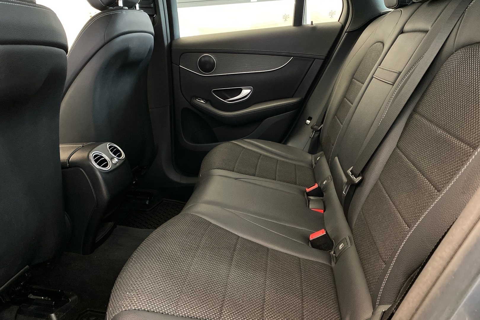 MERCEDES-BENZ GLC 2016