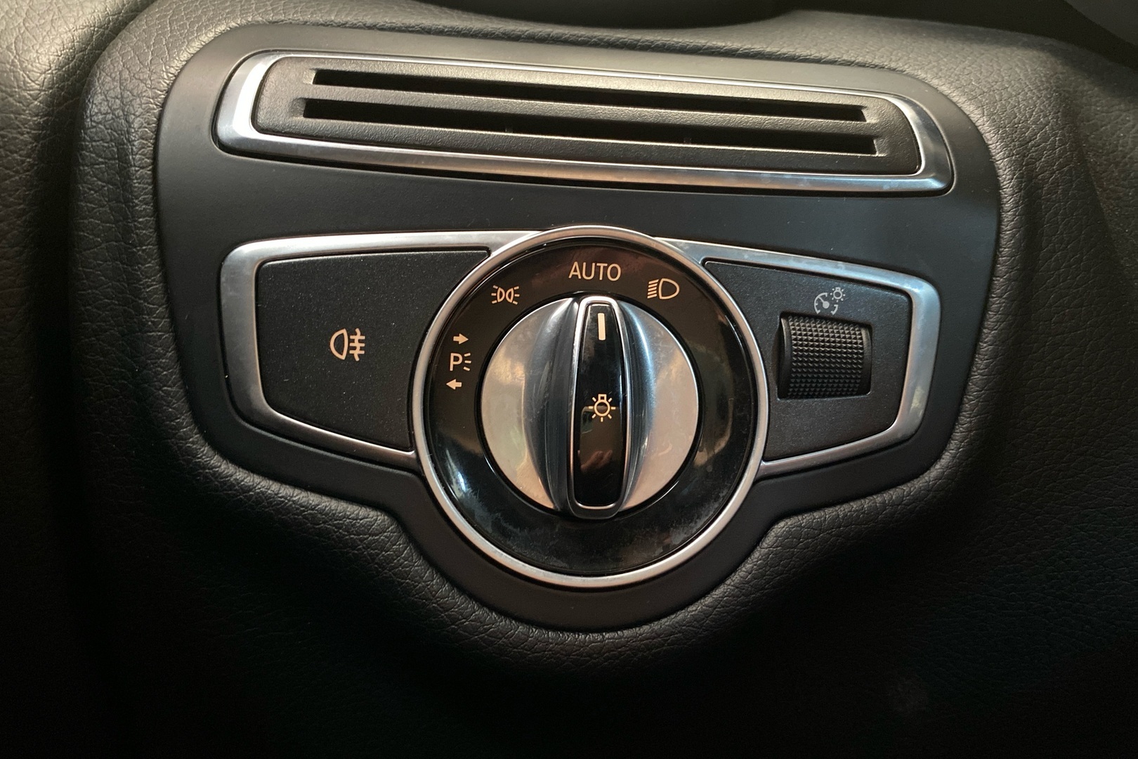 MERCEDES-BENZ GLC 2016