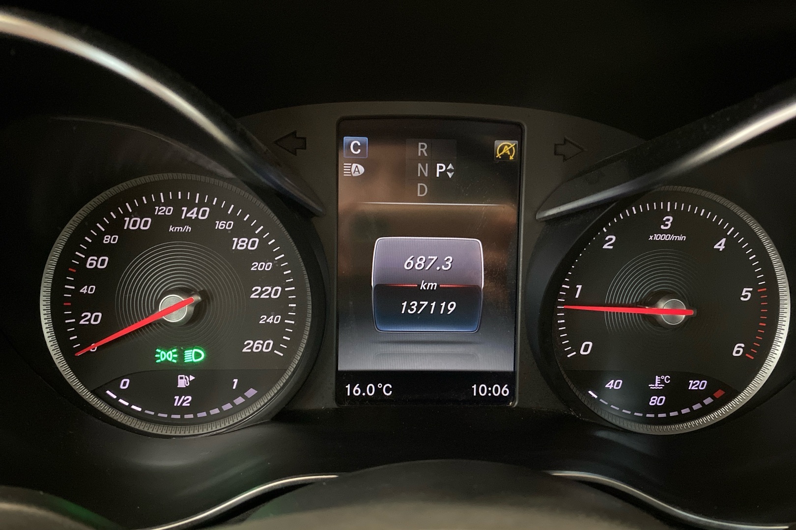 MERCEDES-BENZ GLC 2016