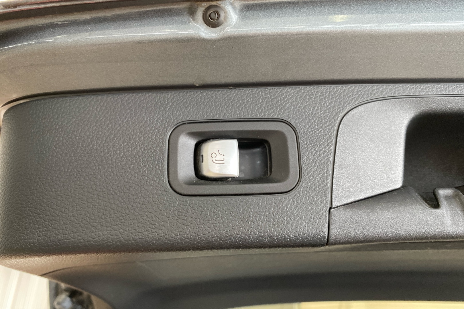 MERCEDES-BENZ GLC 2016