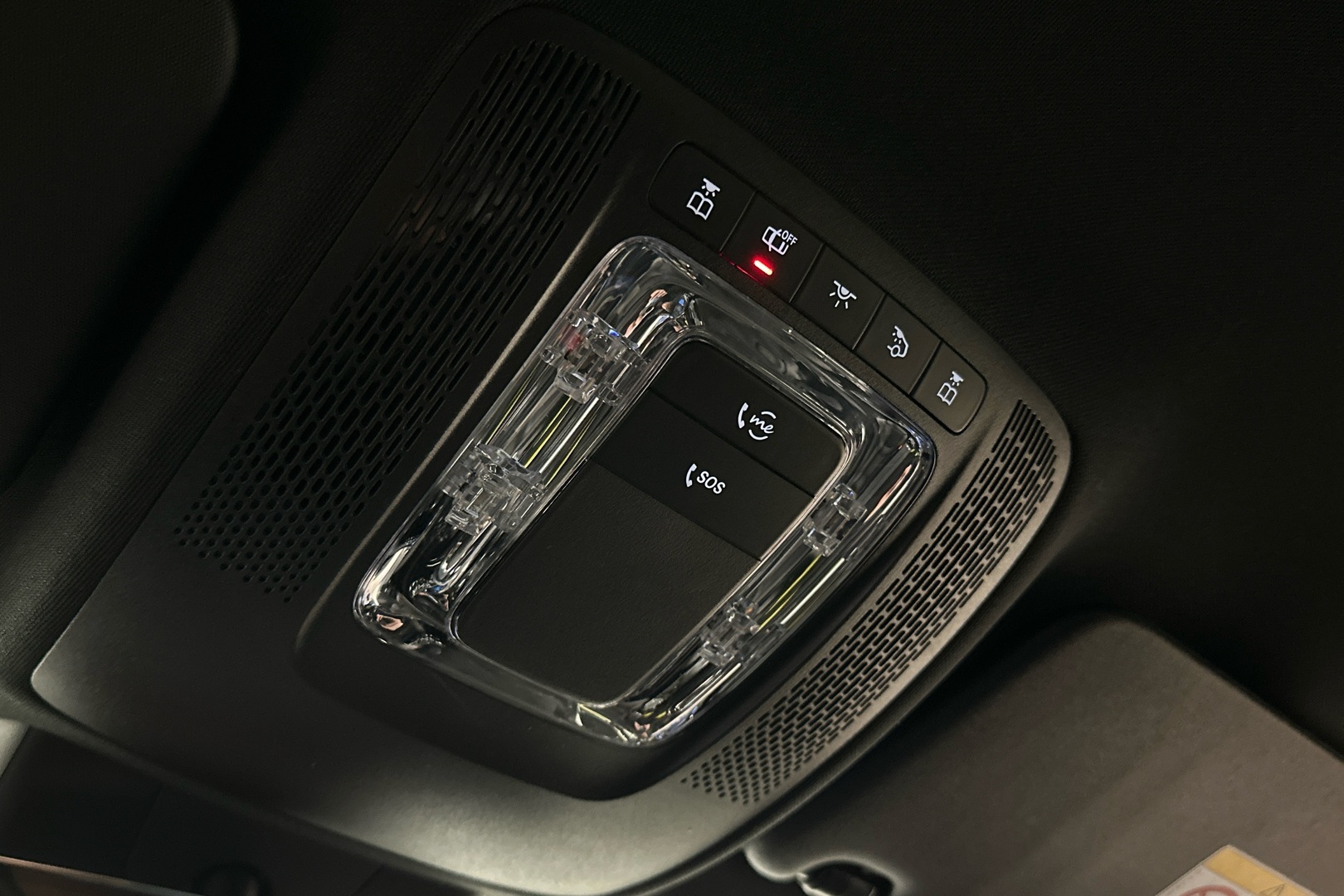 MERCEDES-BENZ A 2021