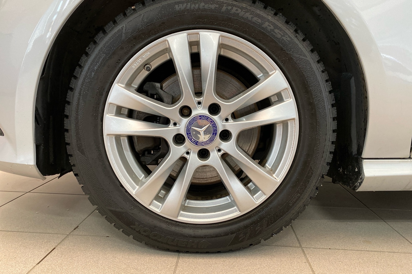 MERCEDES-BENZ A 2015