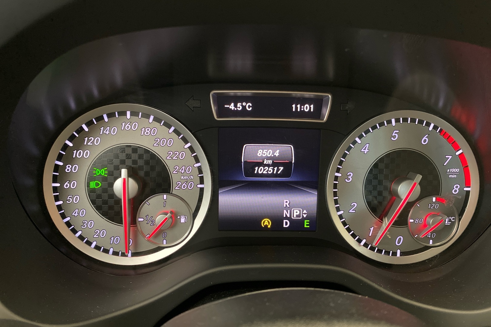 MERCEDES-BENZ A 2015