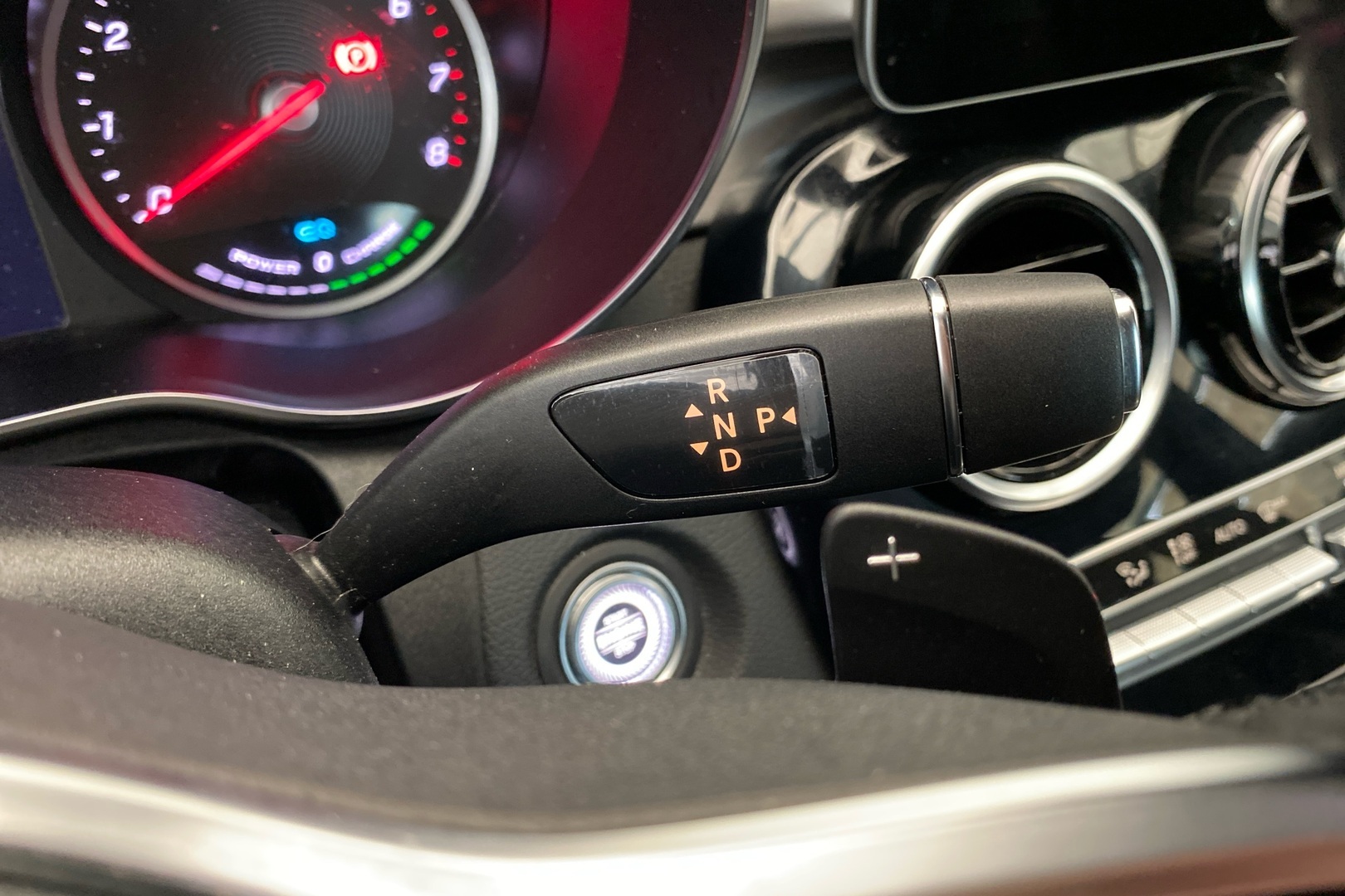 MERCEDES-BENZ C 2020