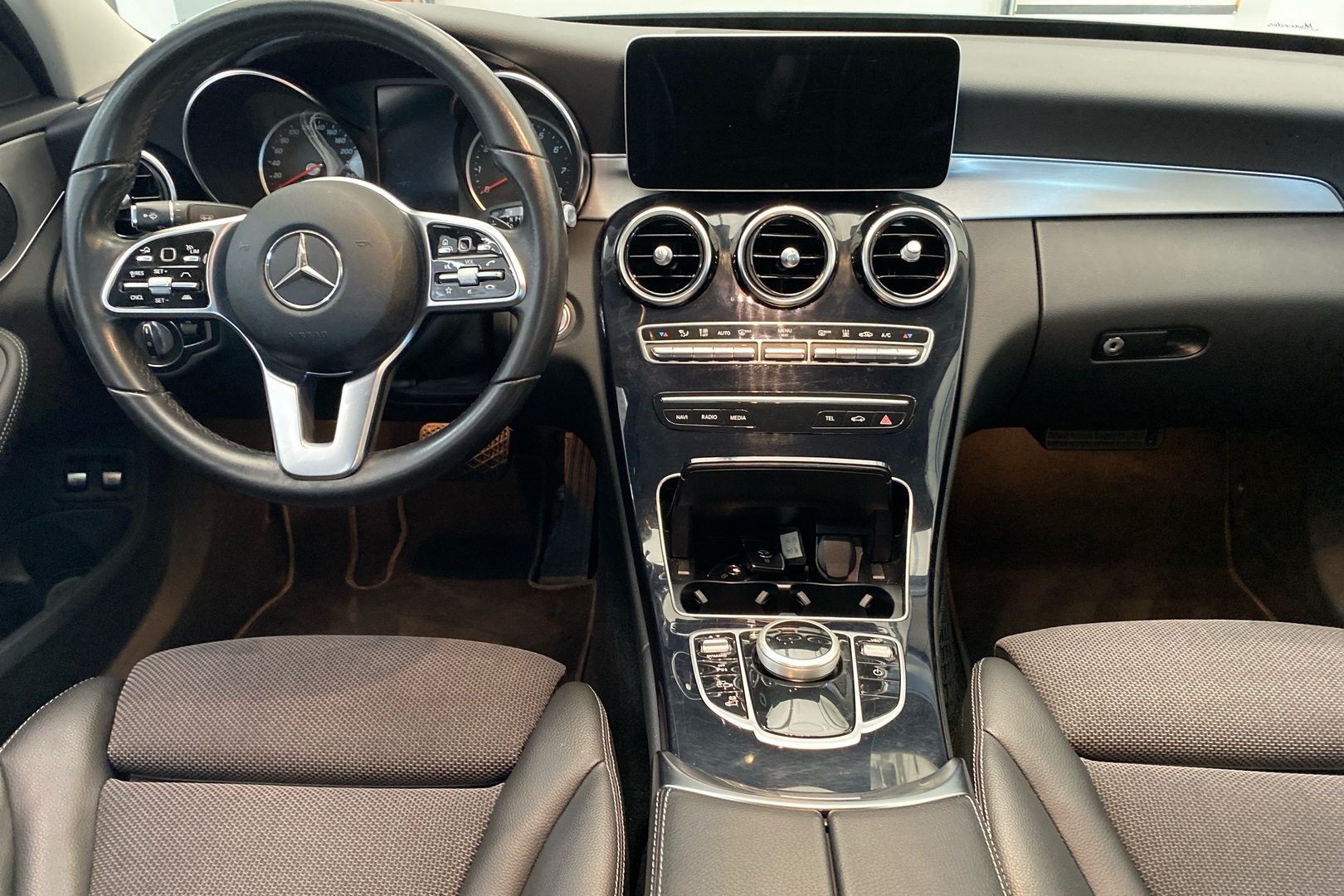 MERCEDES-BENZ C 2020