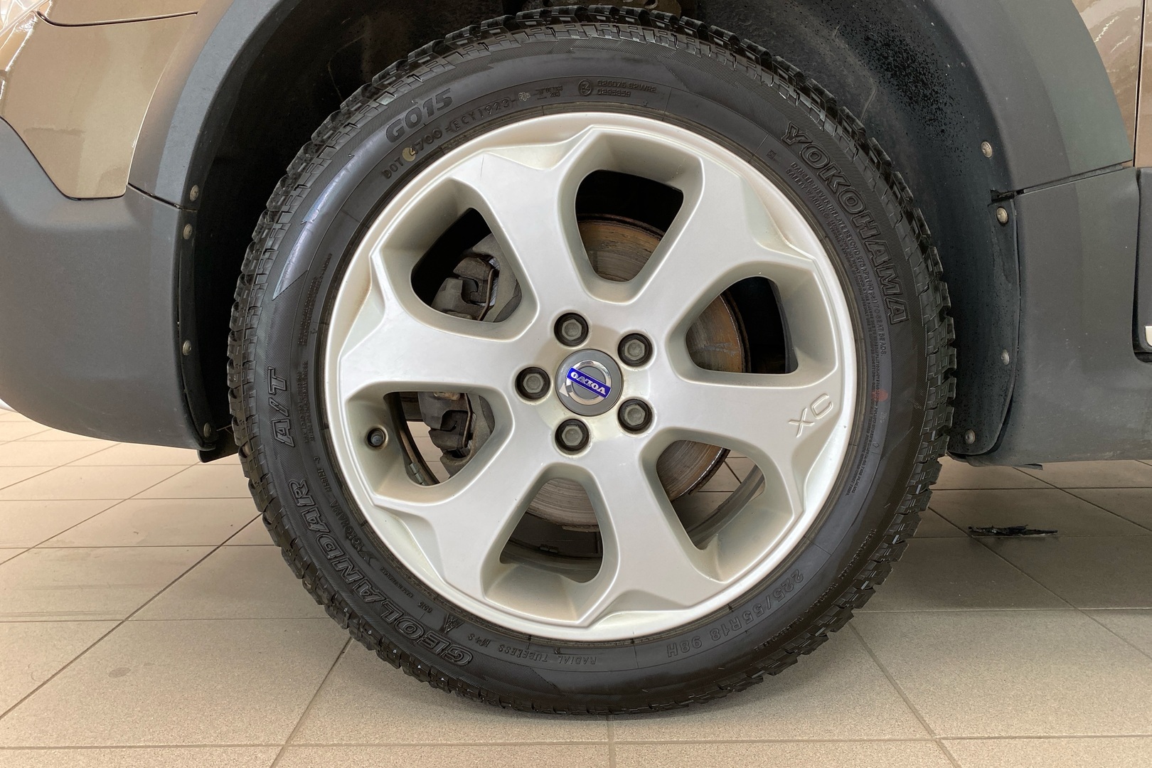 VOLVO XC70 2015