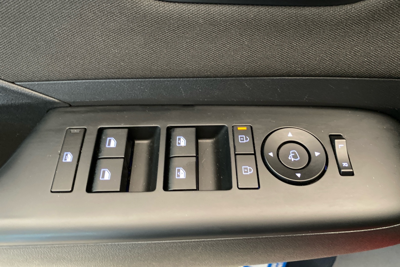 HYUNDAI KONA Electric 2024