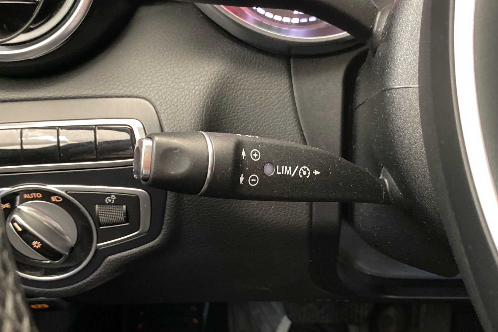 MERCEDES-BENZ C 2016