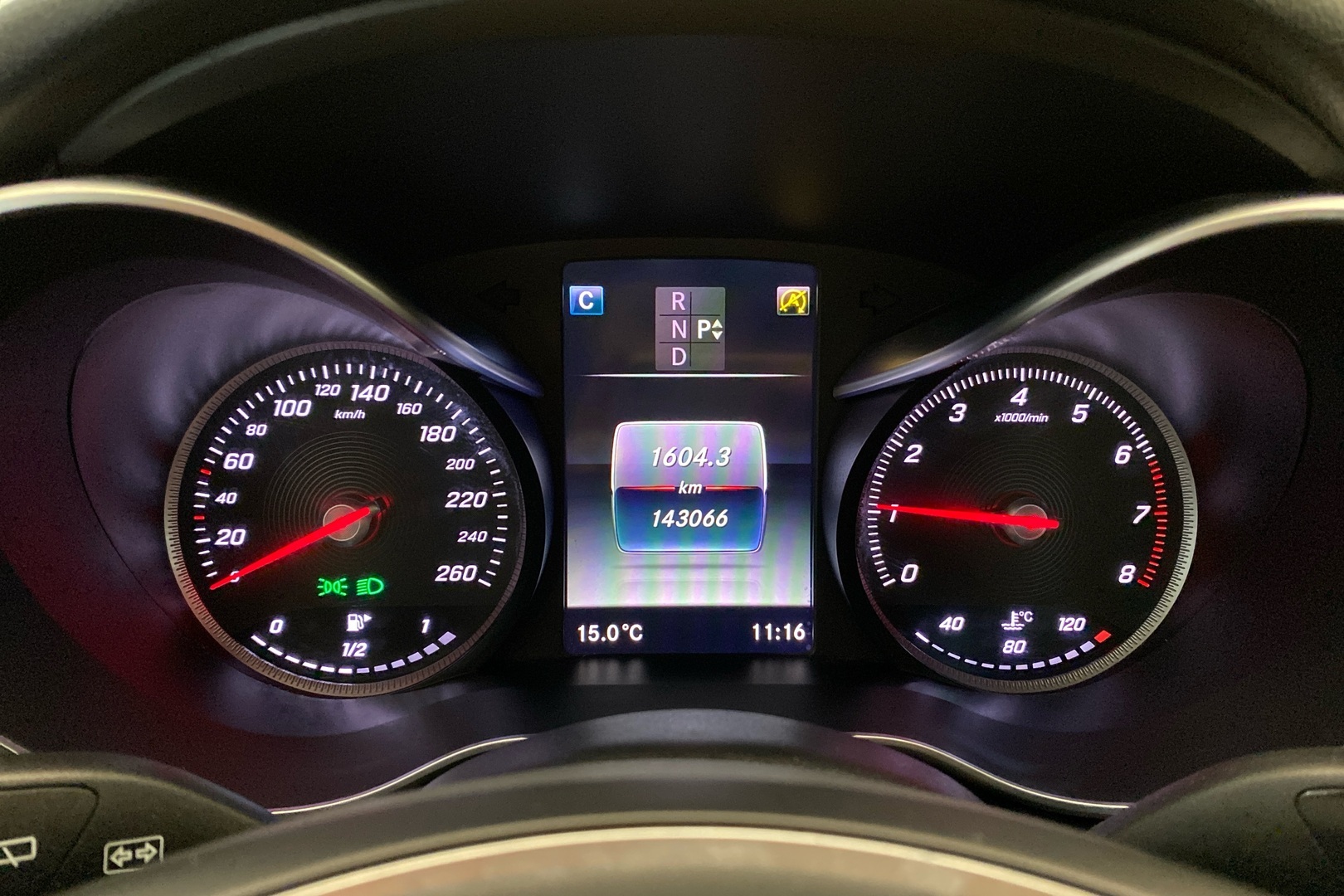 MERCEDES-BENZ C 2015