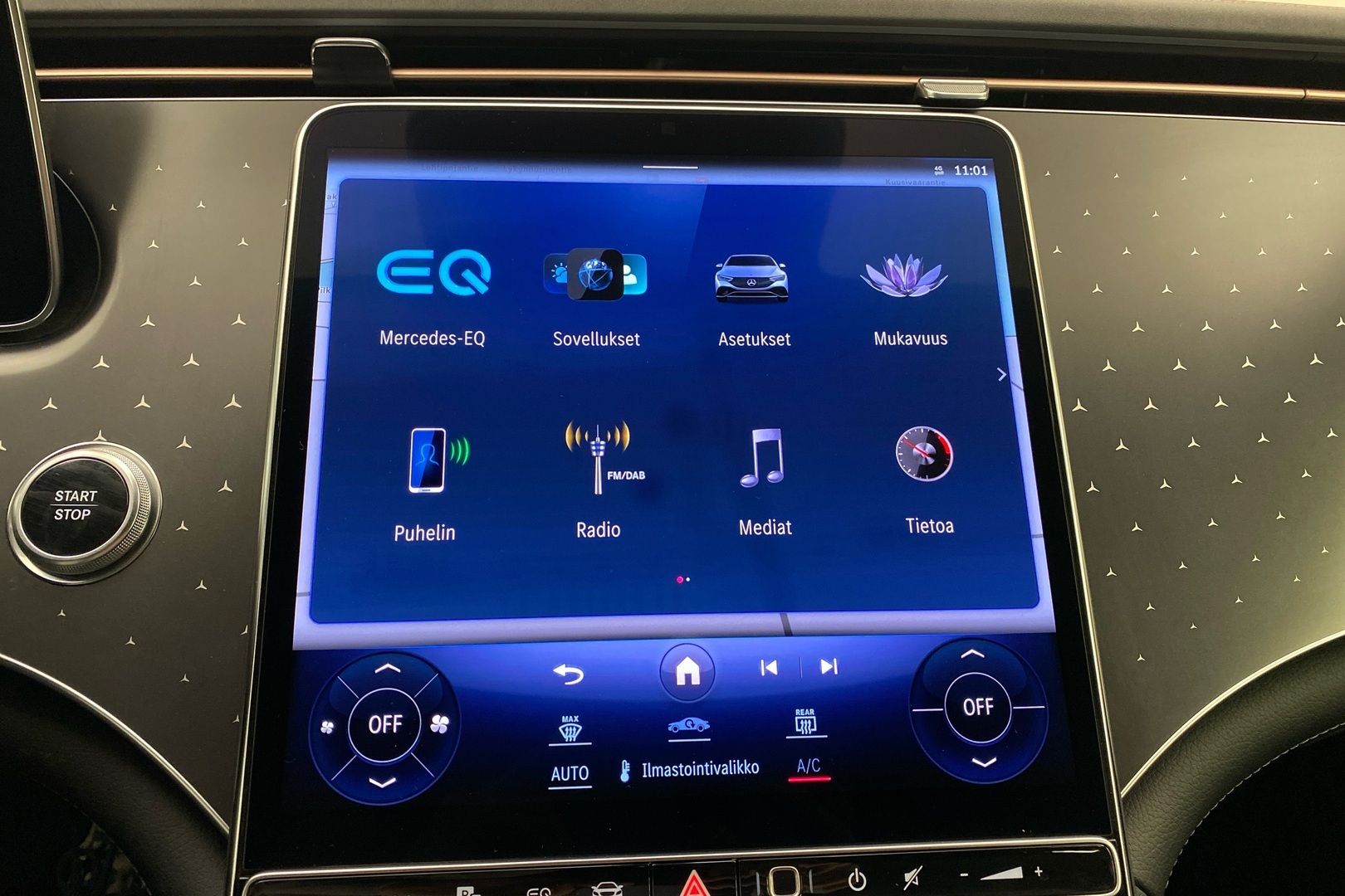 MERCEDES-BENZ EQE 2022