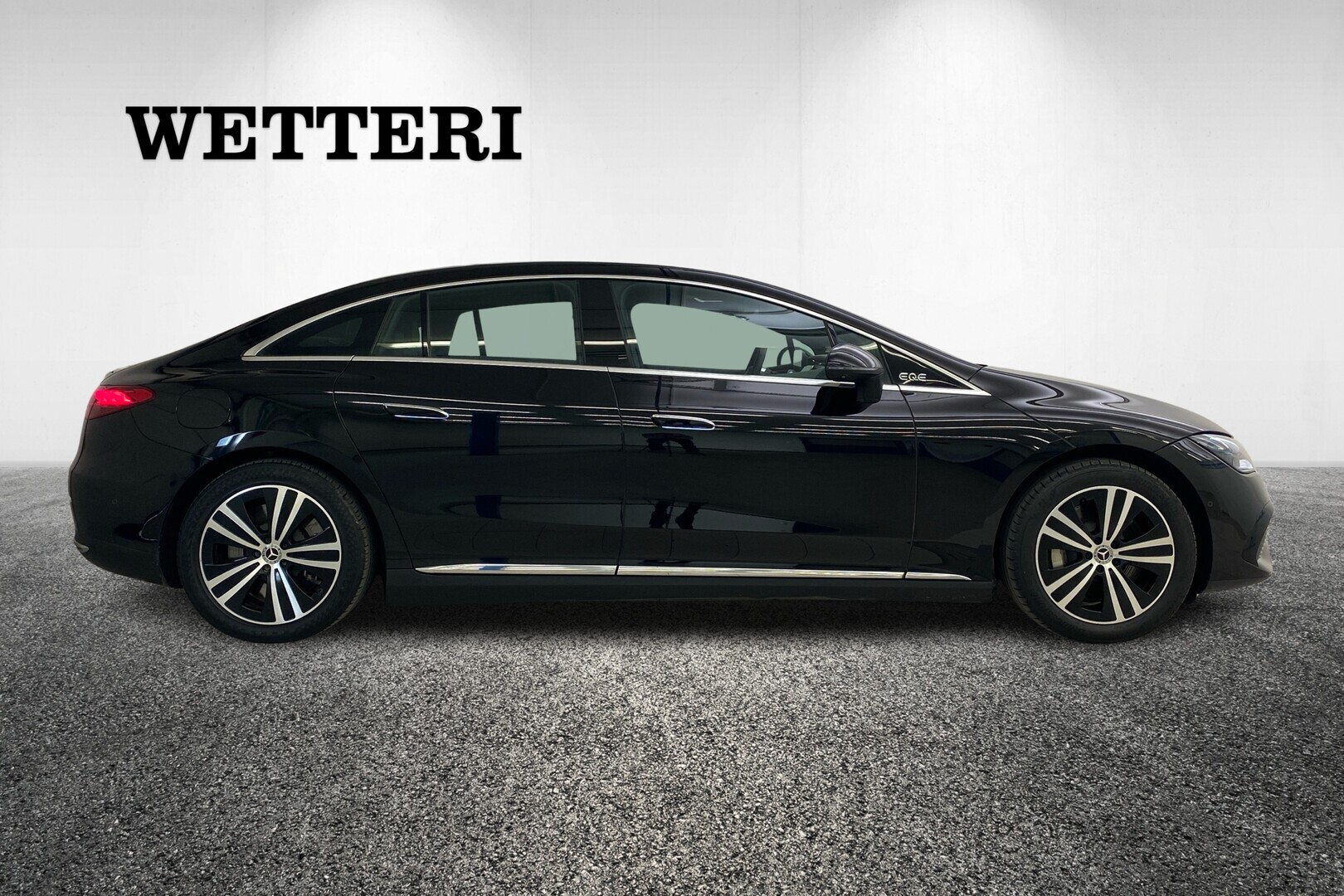 MERCEDES-BENZ EQE 2022