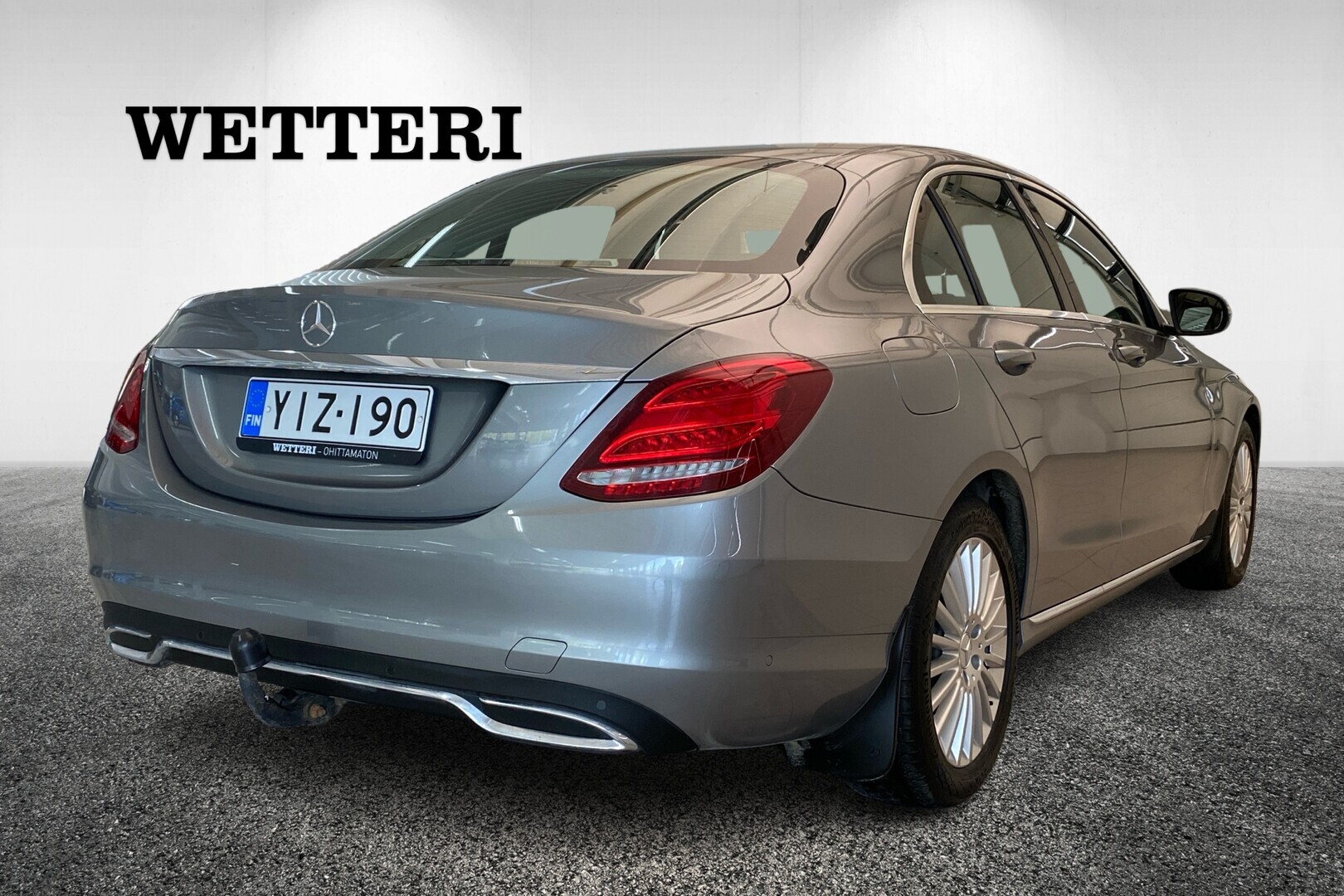 MERCEDES-BENZ C 2016