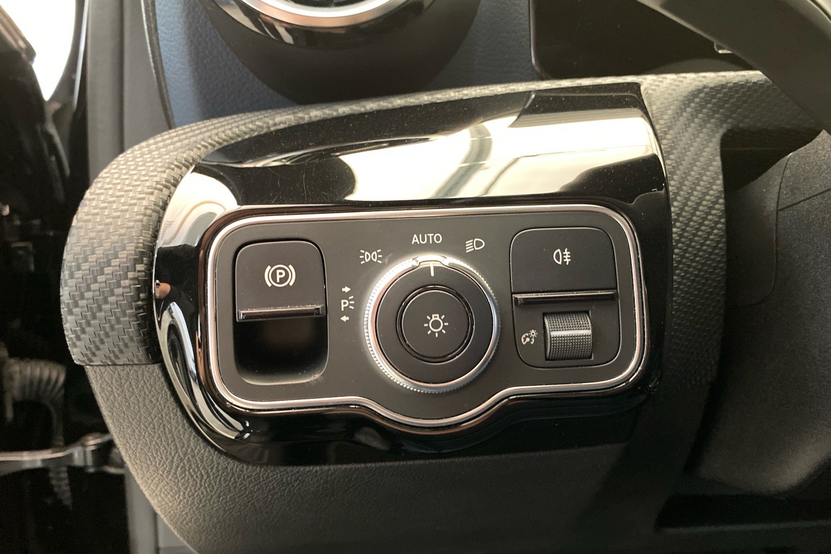 MERCEDES-BENZ A 2019