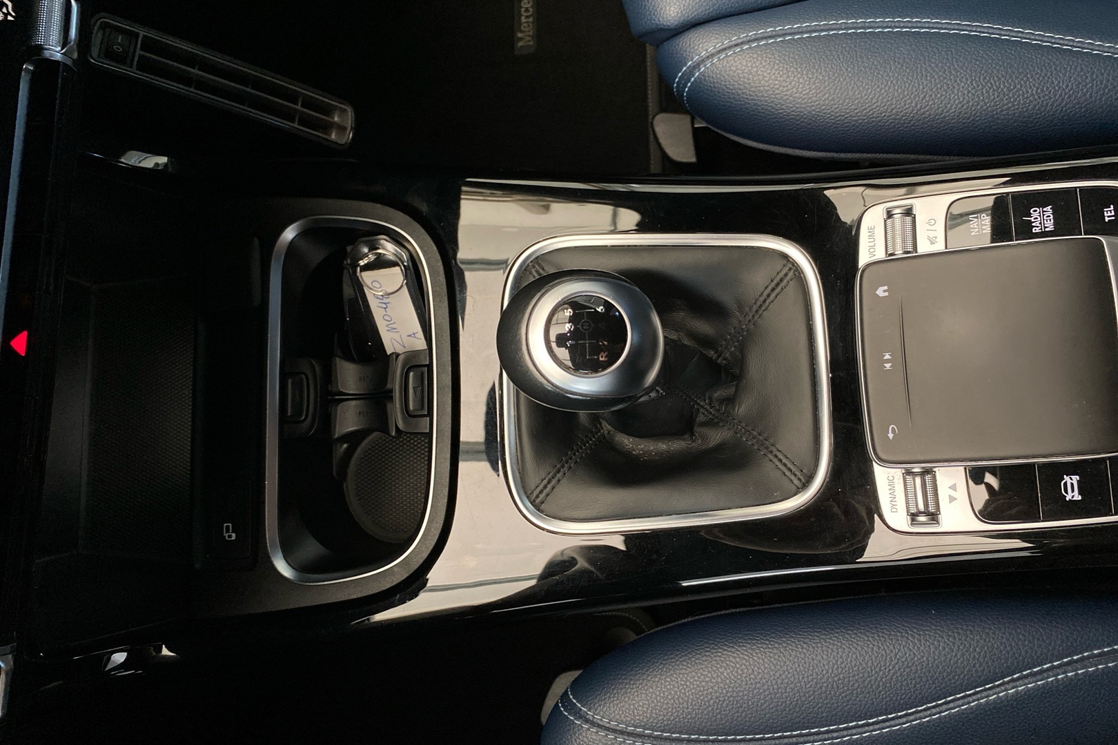 MERCEDES-BENZ A 2019