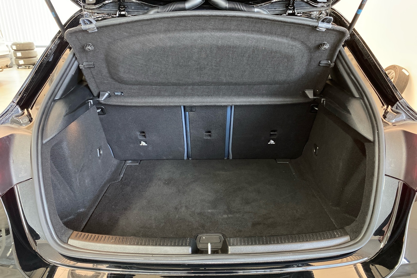 MERCEDES-BENZ A 2019