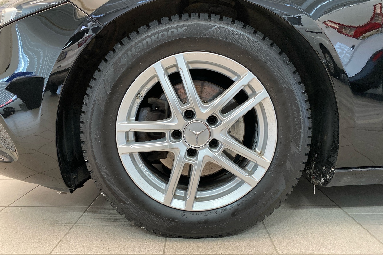 MERCEDES-BENZ A 2019