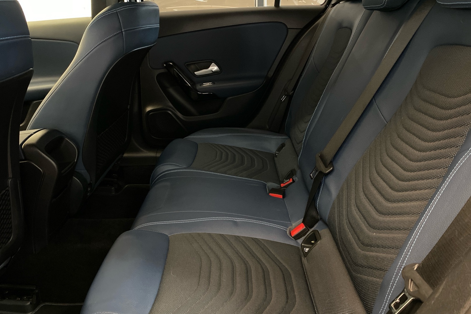 MERCEDES-BENZ A 2019