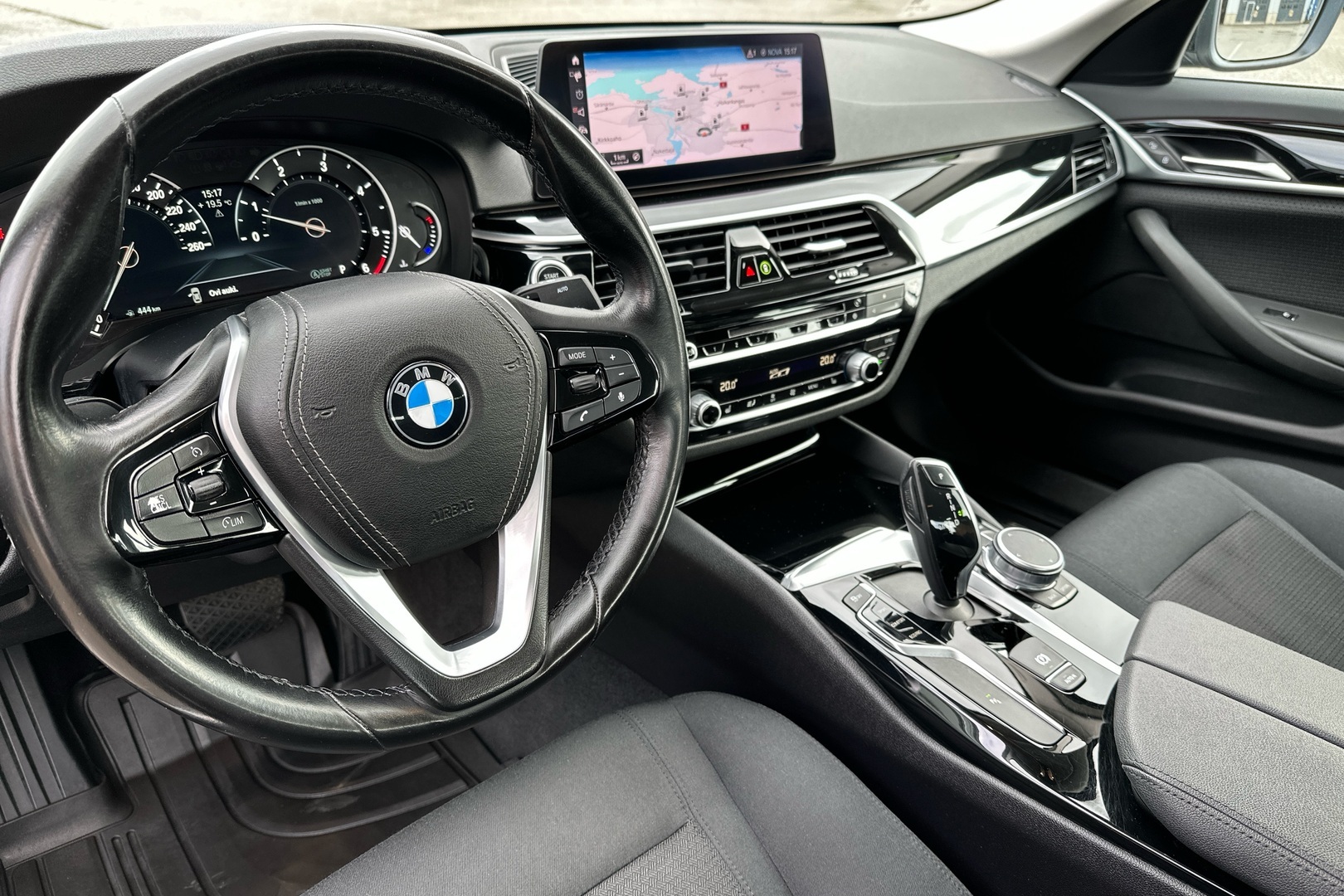 BMW 520 2020