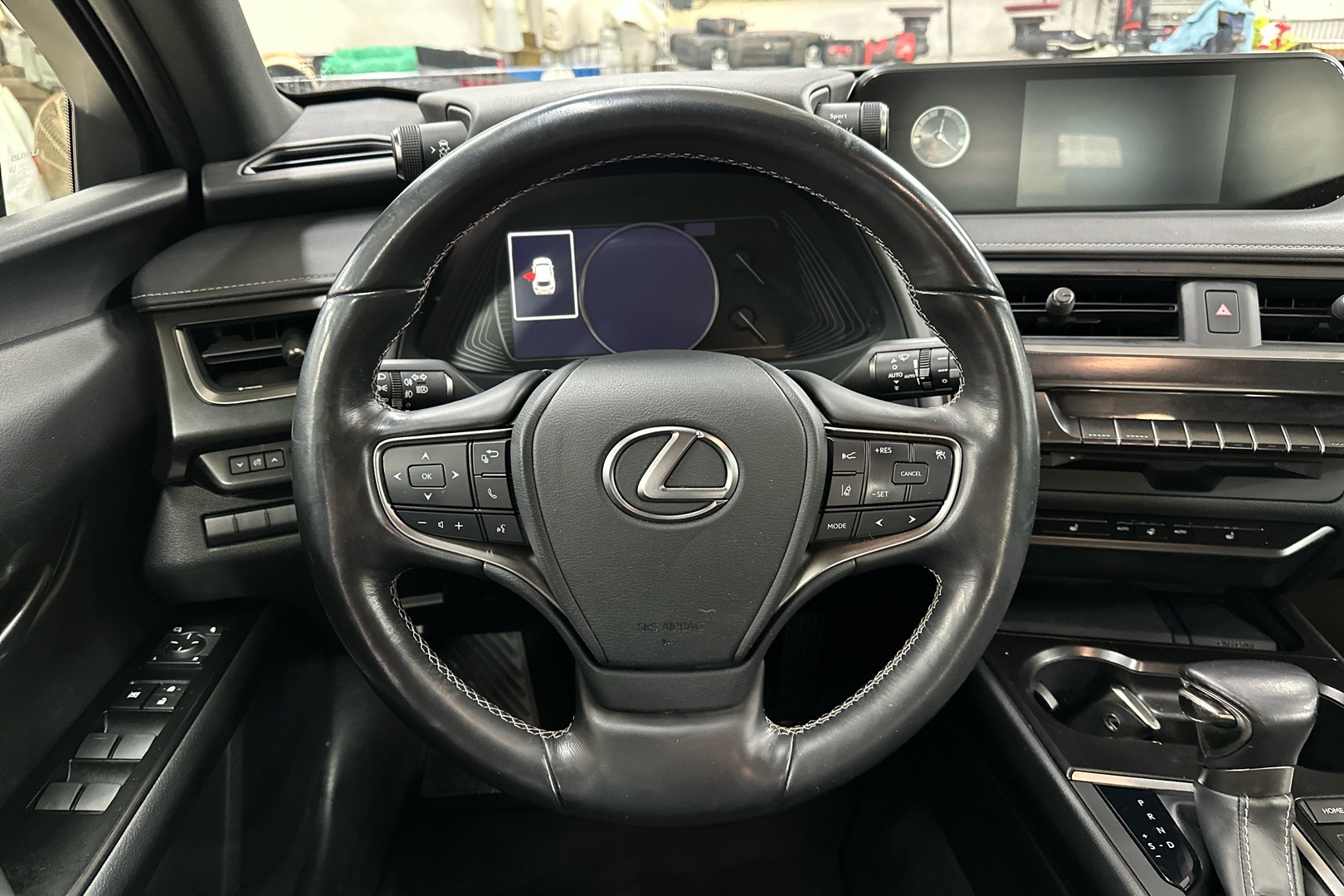 LEXUS UX 2019
