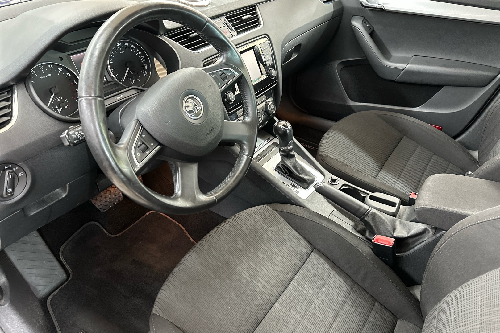 SKODA Octavia 2013