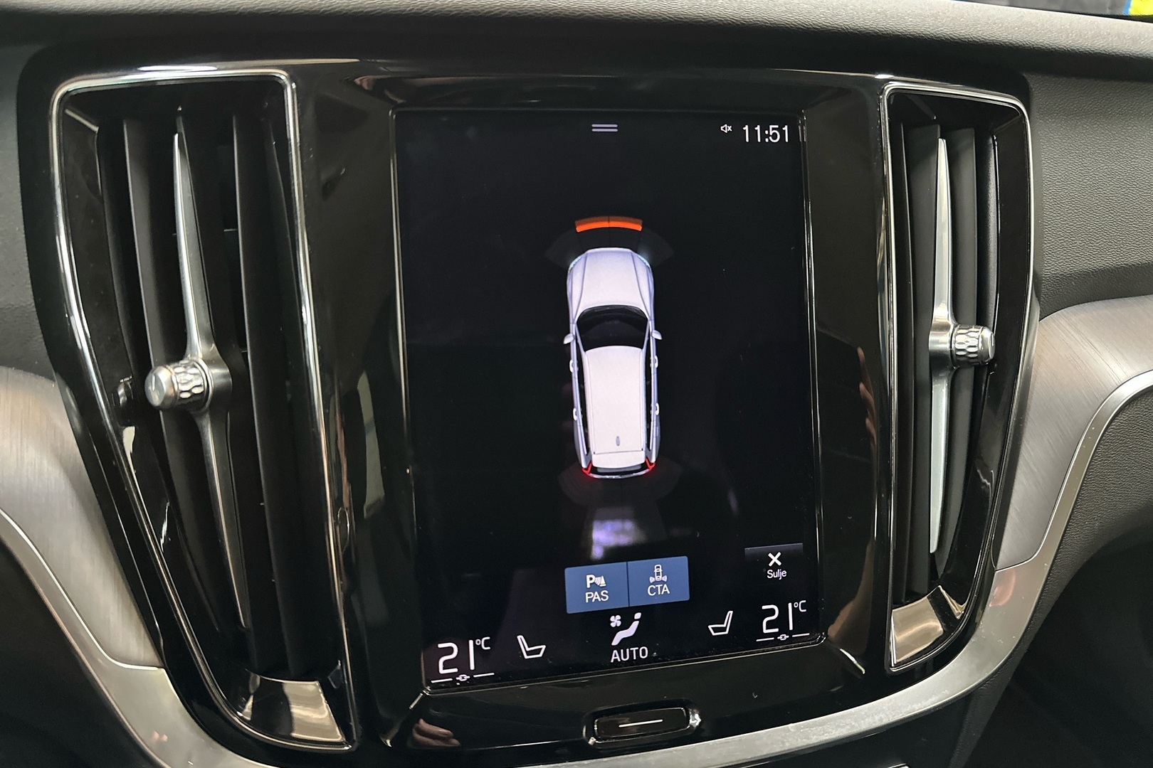 VOLVO V60 2021