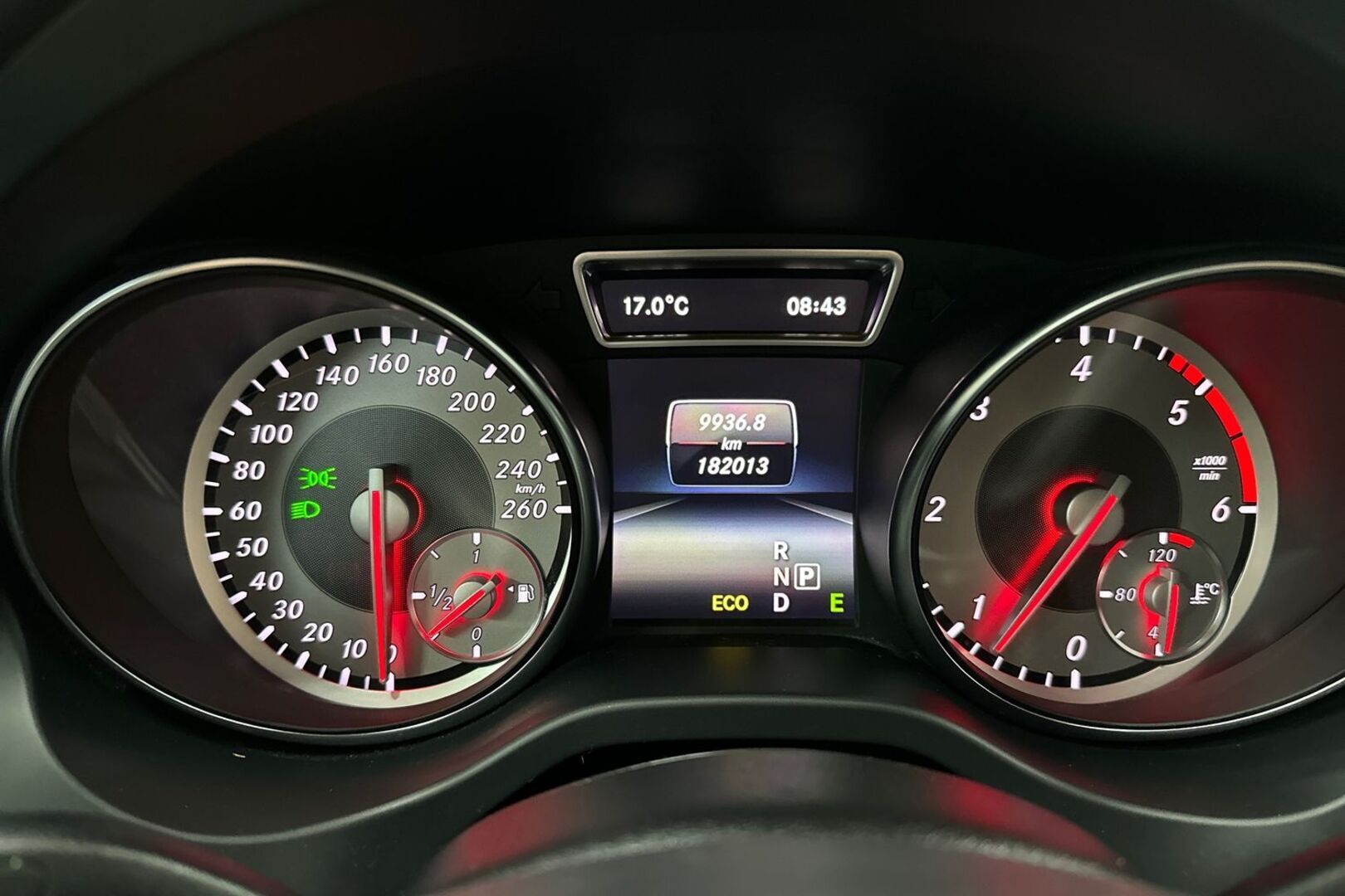MERCEDES-BENZ GLA 2014