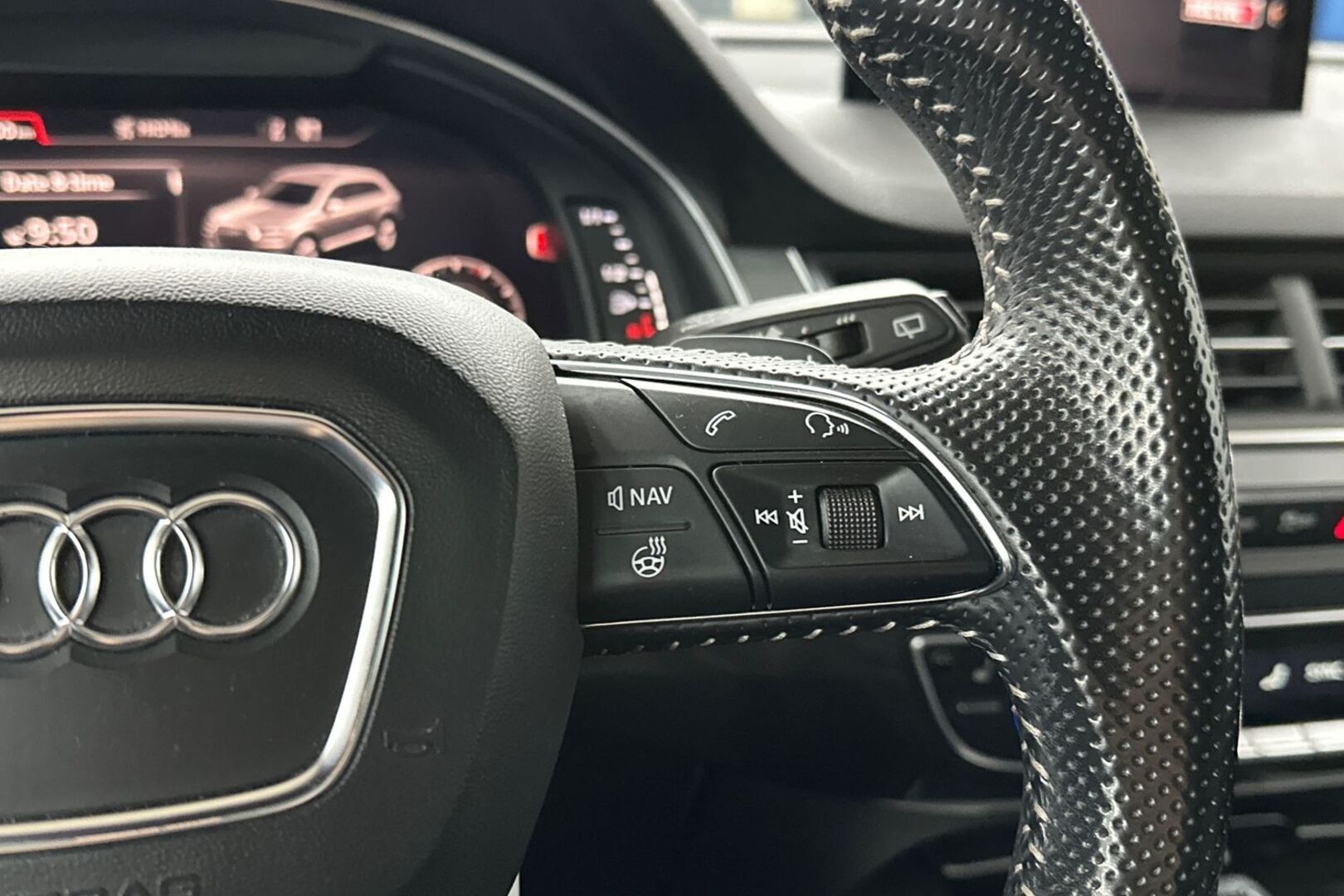 AUDI Q7 2016