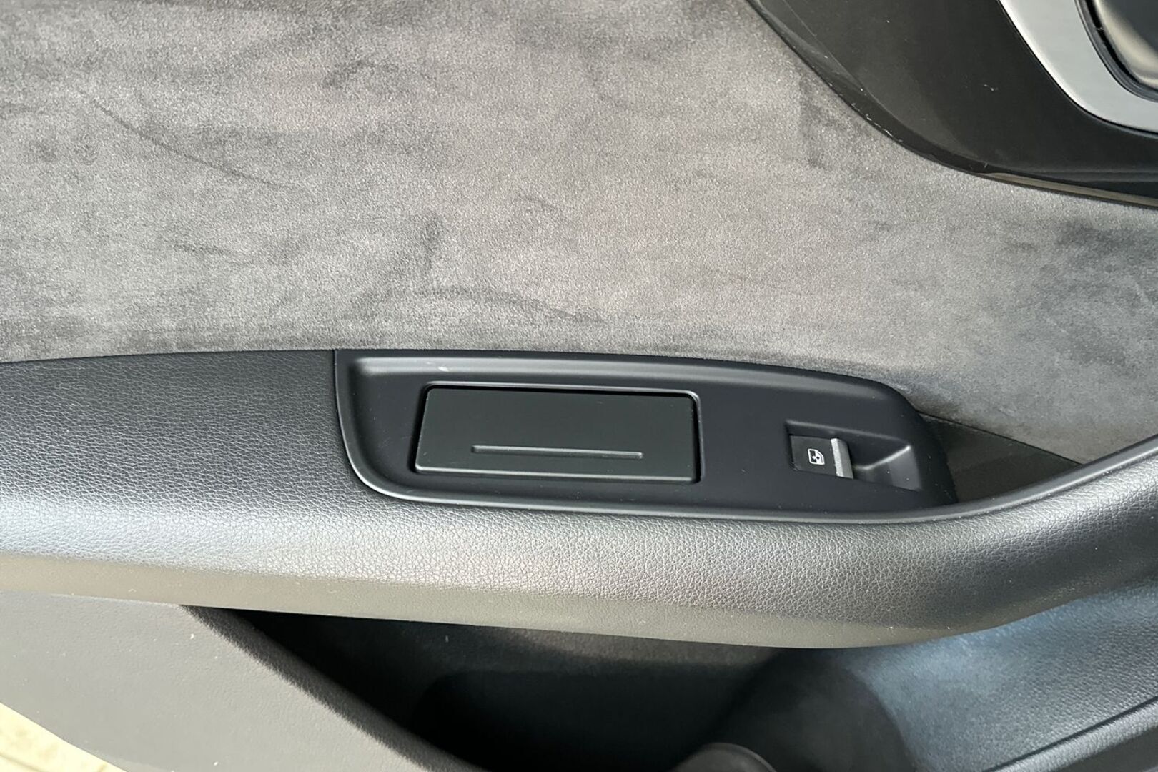 AUDI Q7 2016