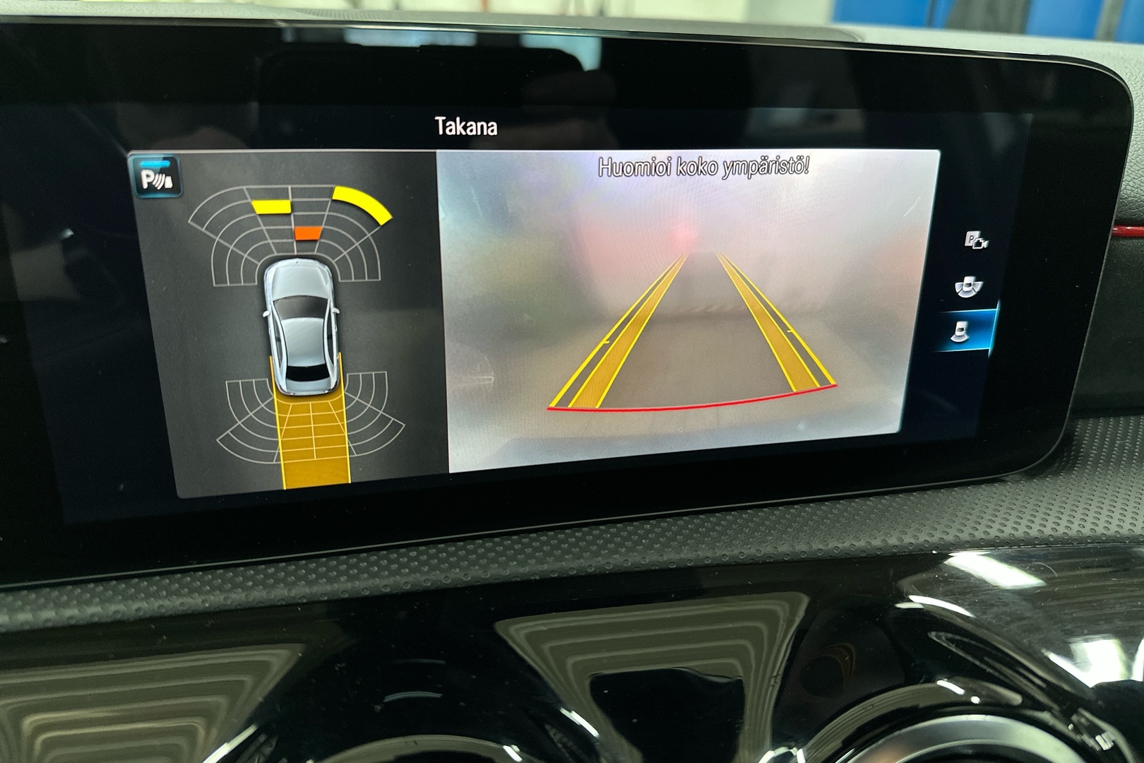 MERCEDES-BENZ A 2020