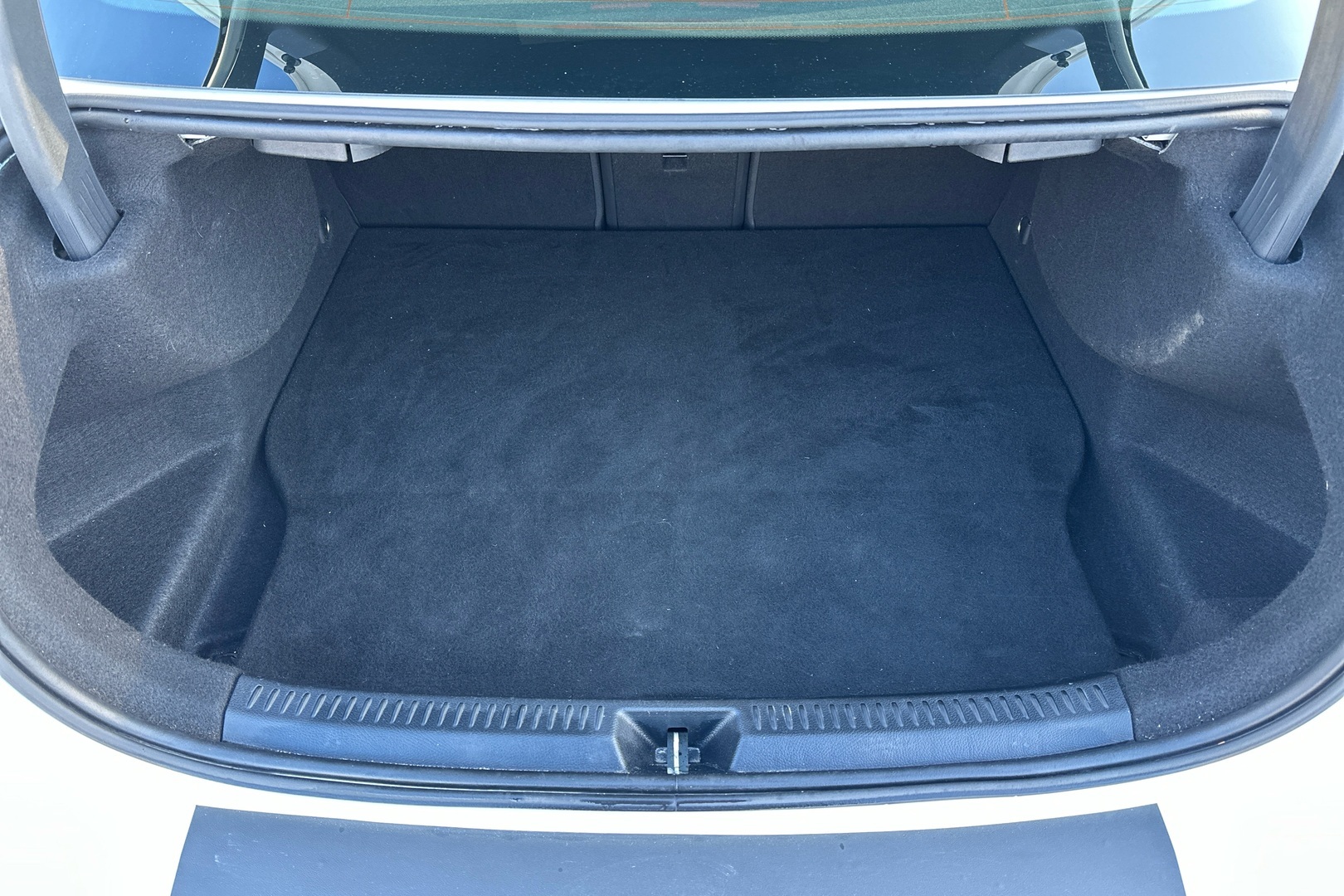 MERCEDES-BENZ A 2020