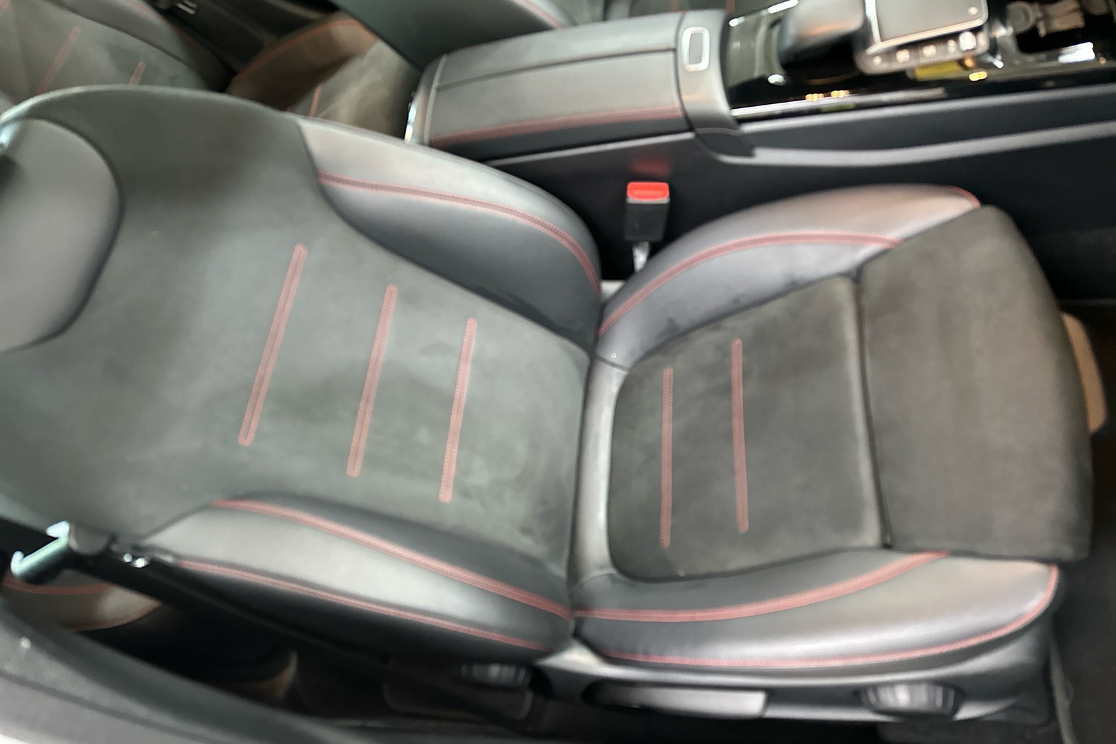 MERCEDES-BENZ A 2020