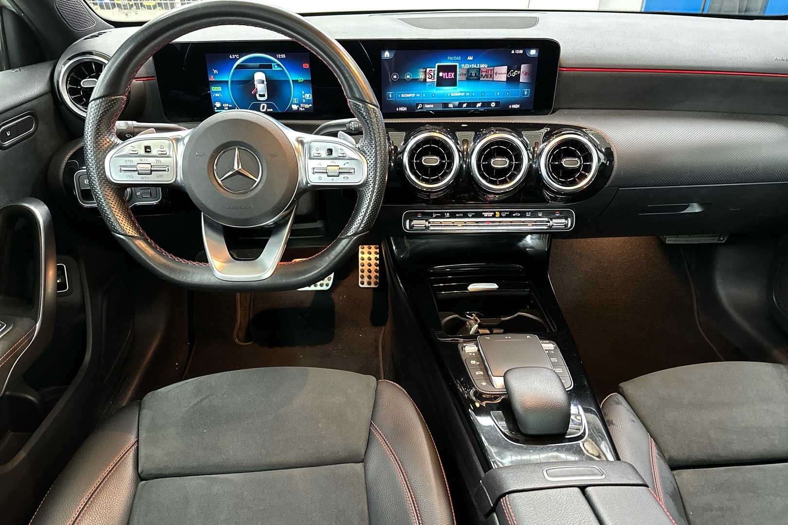 MERCEDES-BENZ A 2020