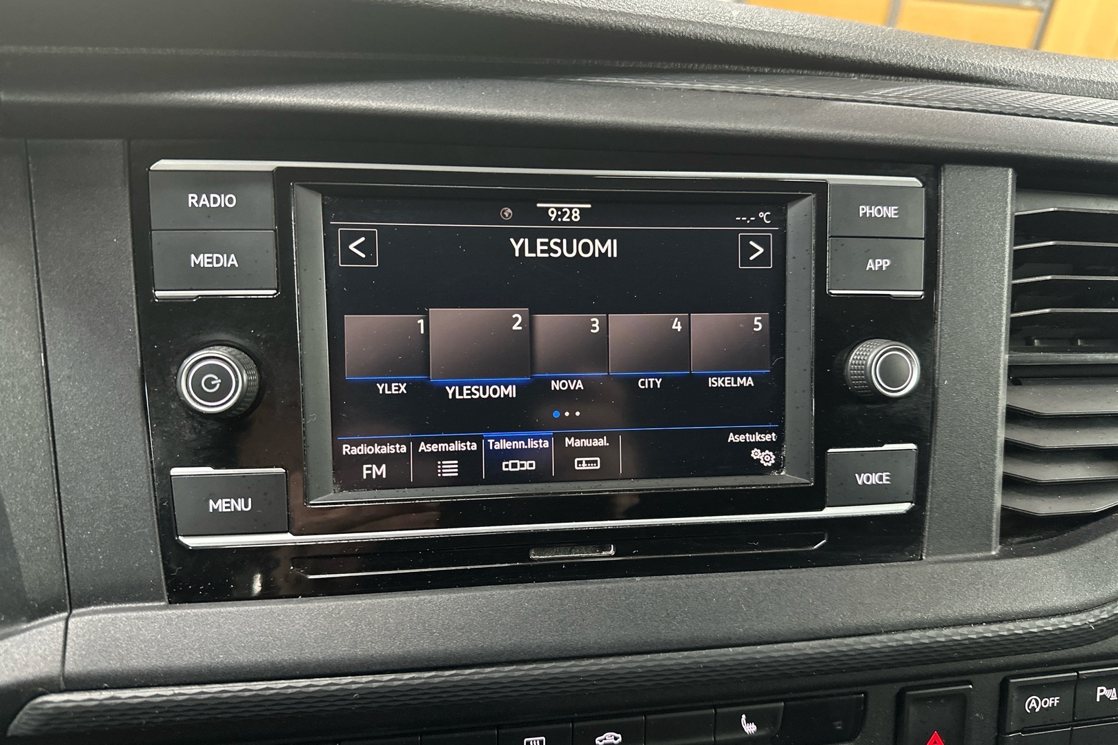 VOLKSWAGEN Transporter 2020