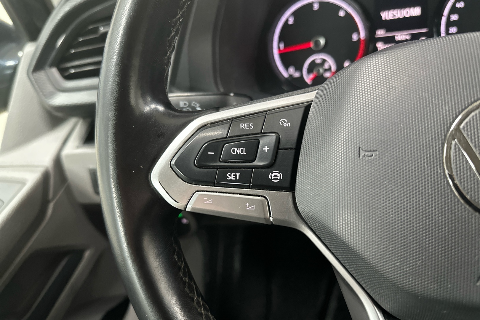 VOLKSWAGEN Transporter 2020