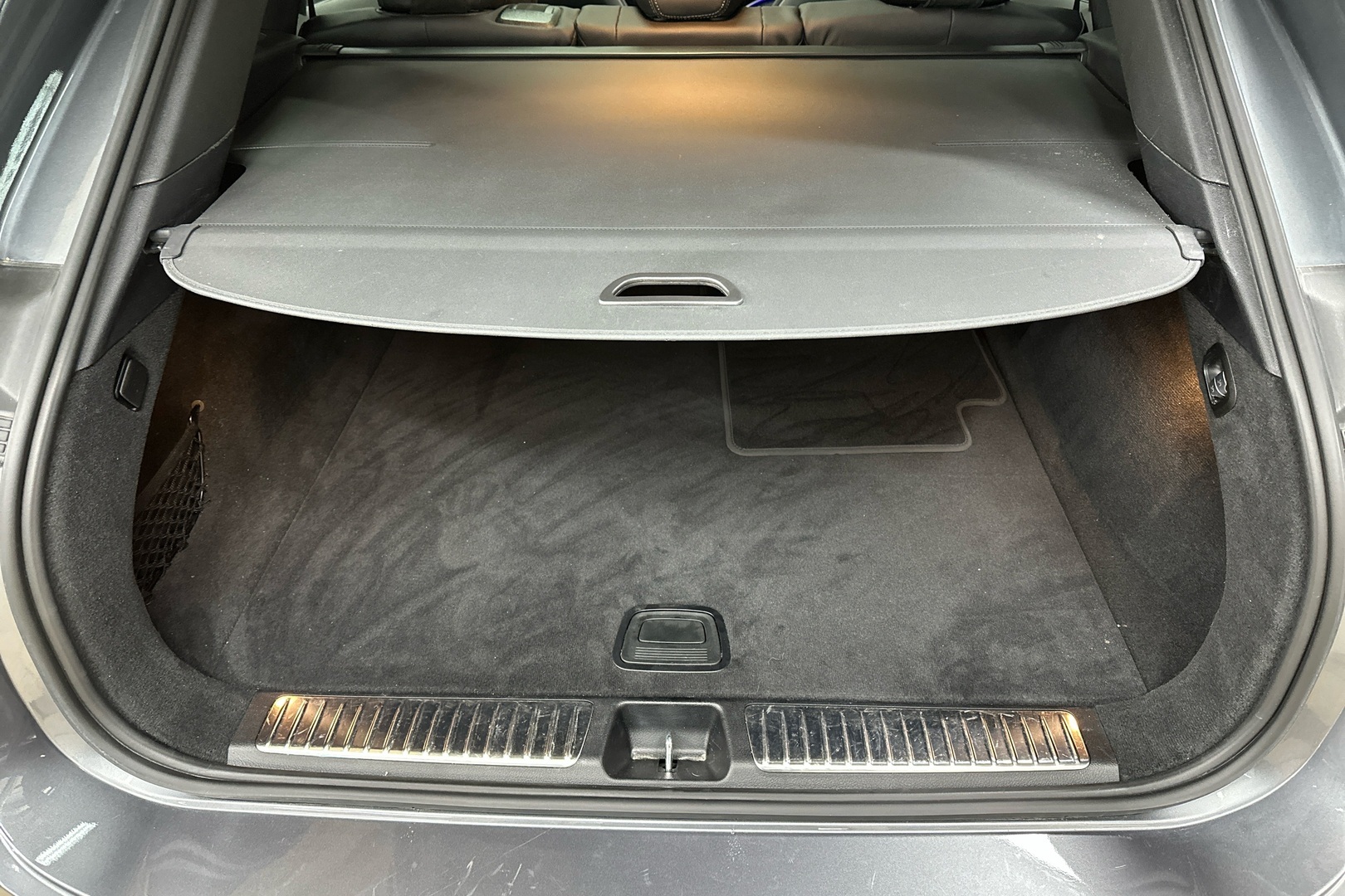 MERCEDES-BENZ EQS 2023