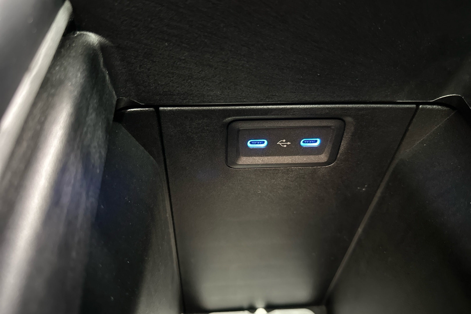 MERCEDES-BENZ EQS 2023