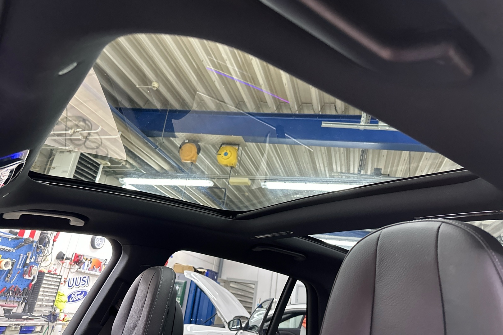 MERCEDES-BENZ EQS 2023