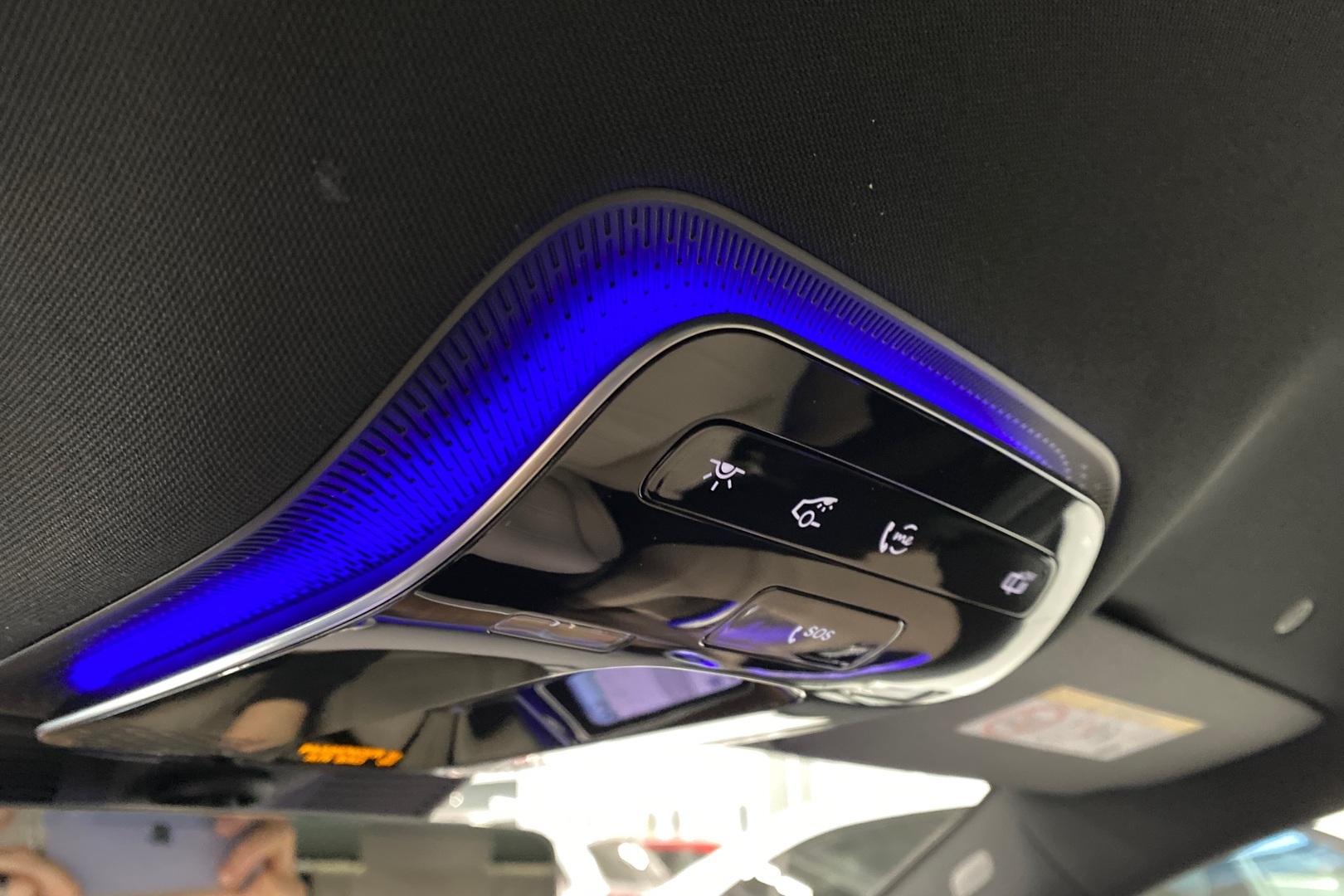 MERCEDES-BENZ C 2024