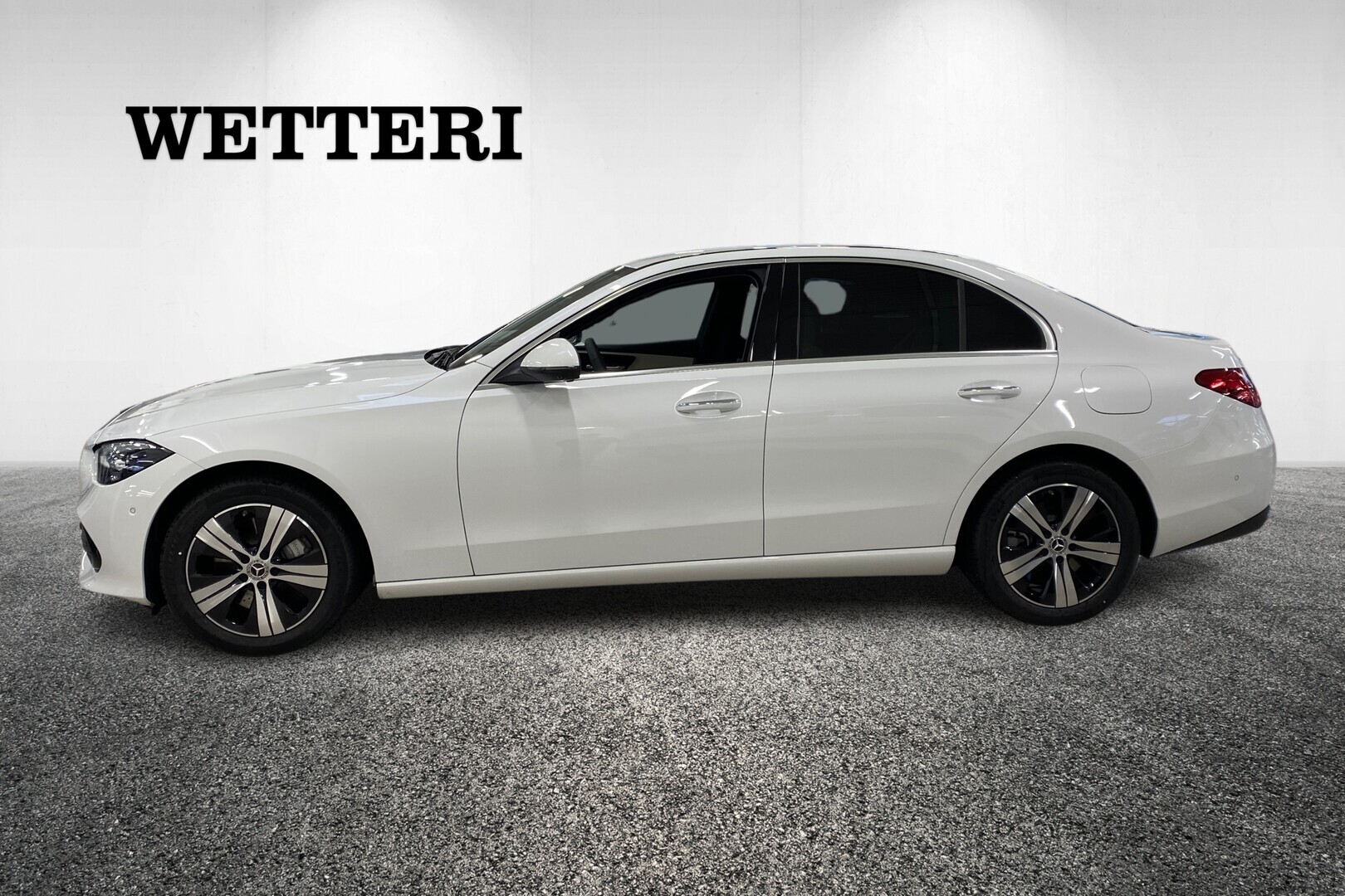 MERCEDES-BENZ C 2024