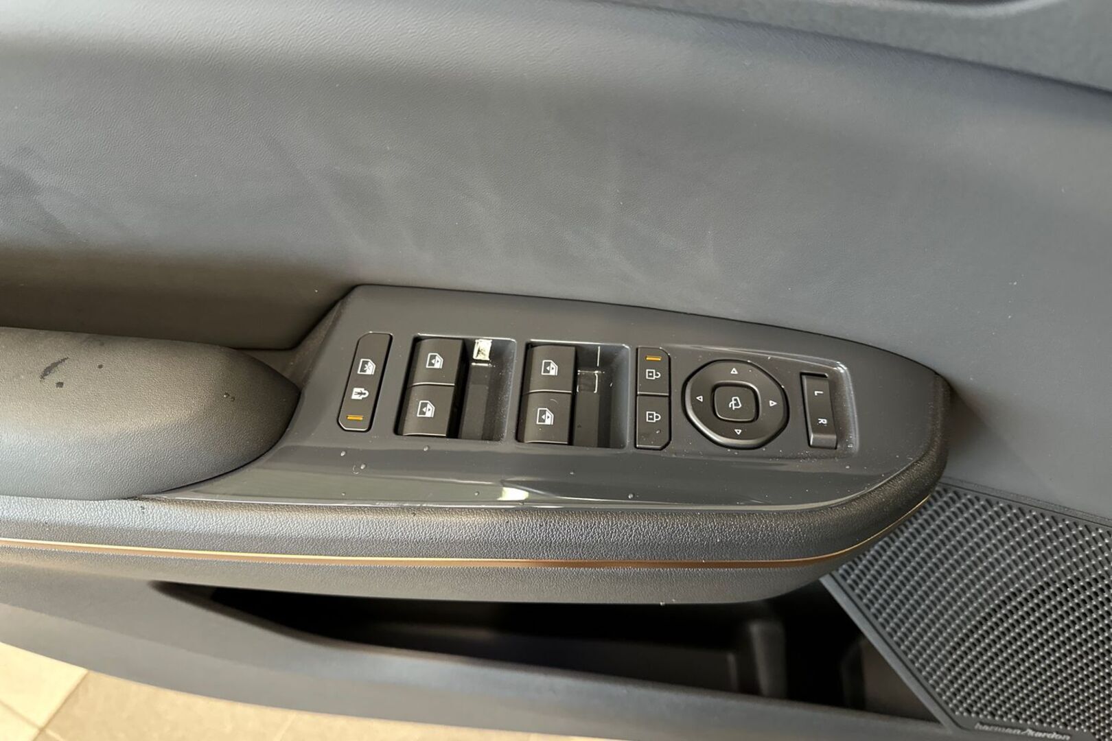 KIA EV5 17