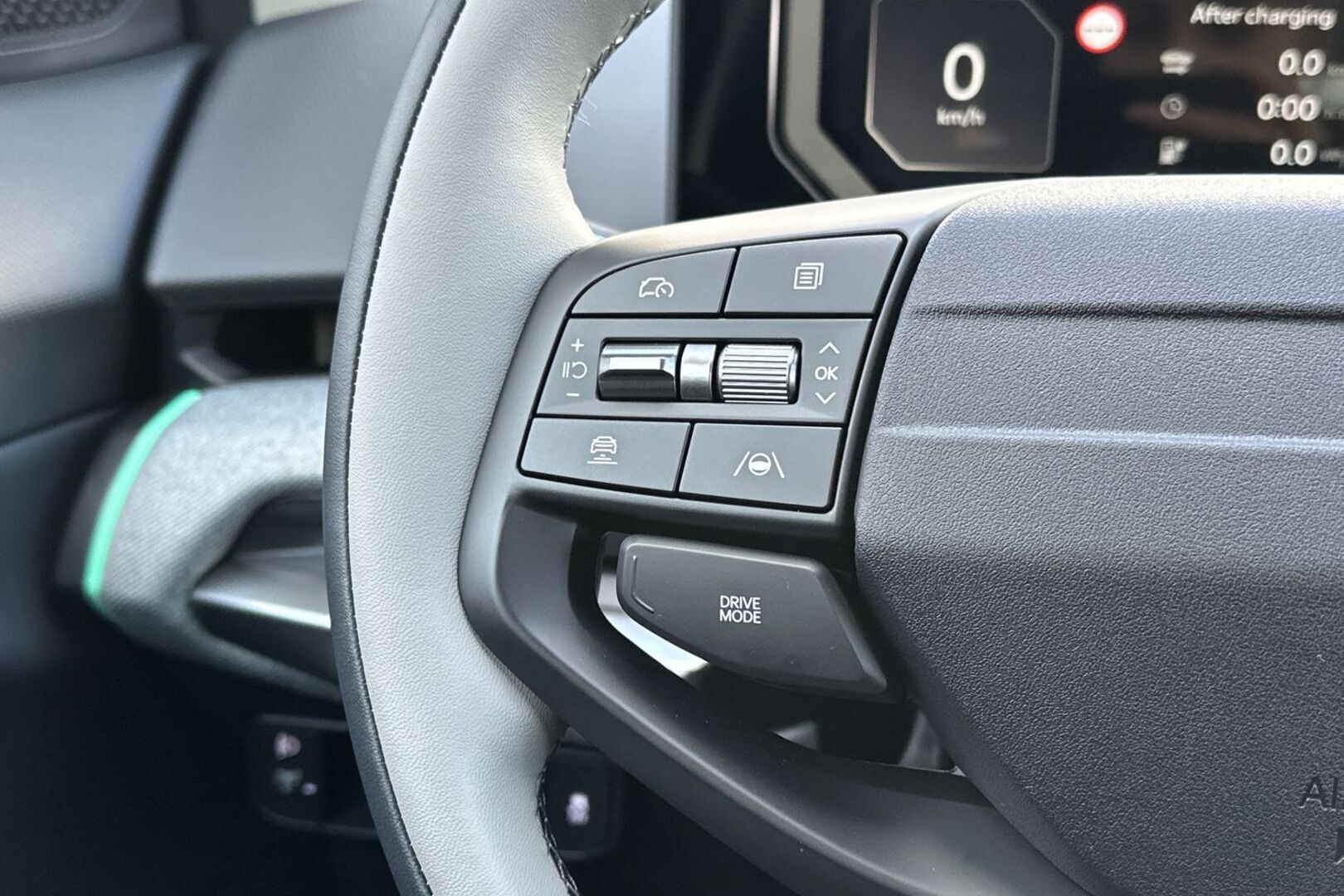 KIA EV4 2027