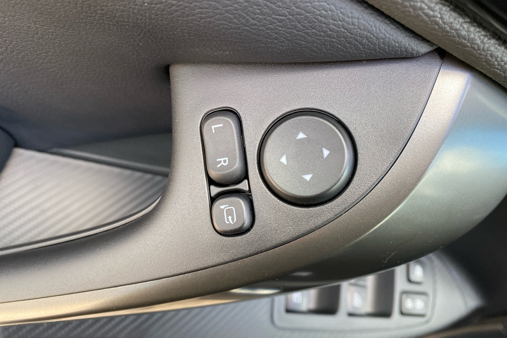 MITSUBISHI Eclipse Cross 2023