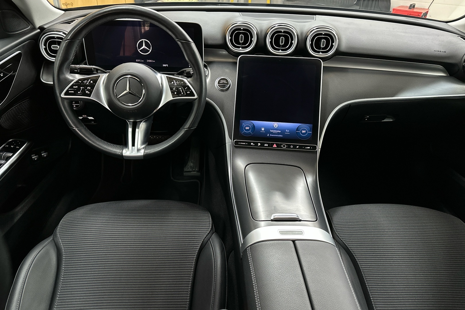 MERCEDES-BENZ C 2023